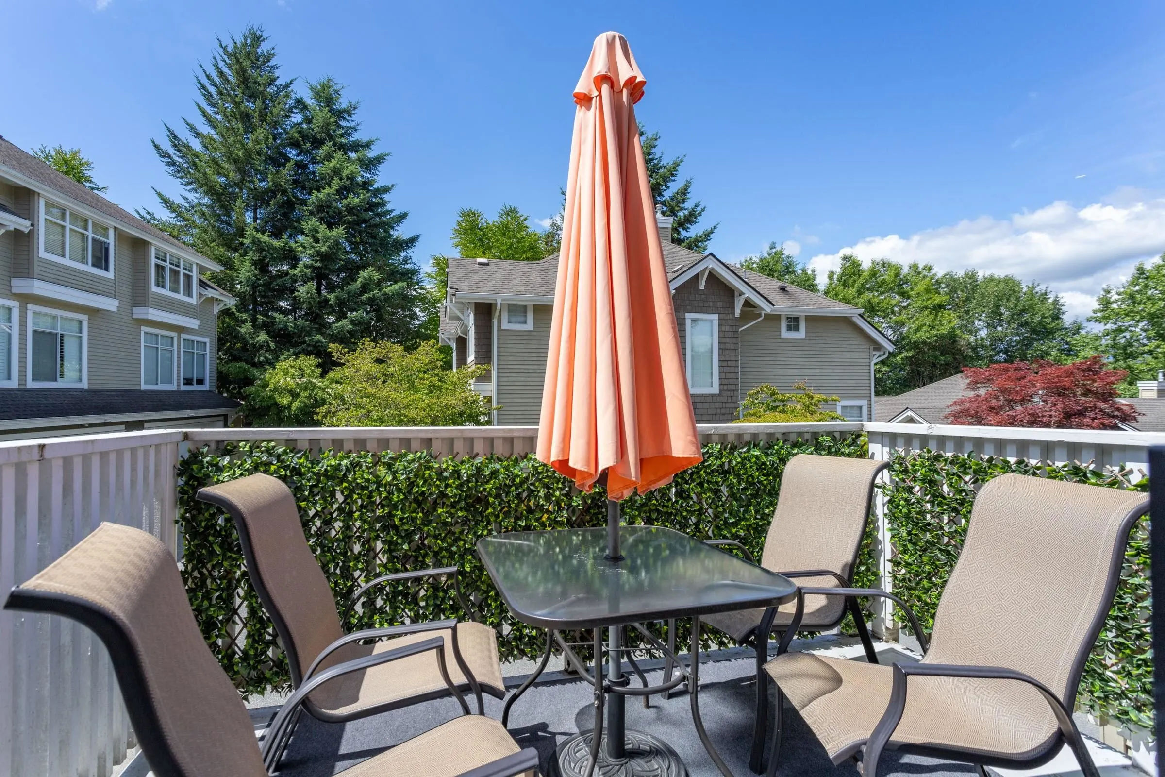 5240 Oakmount Crescent #19