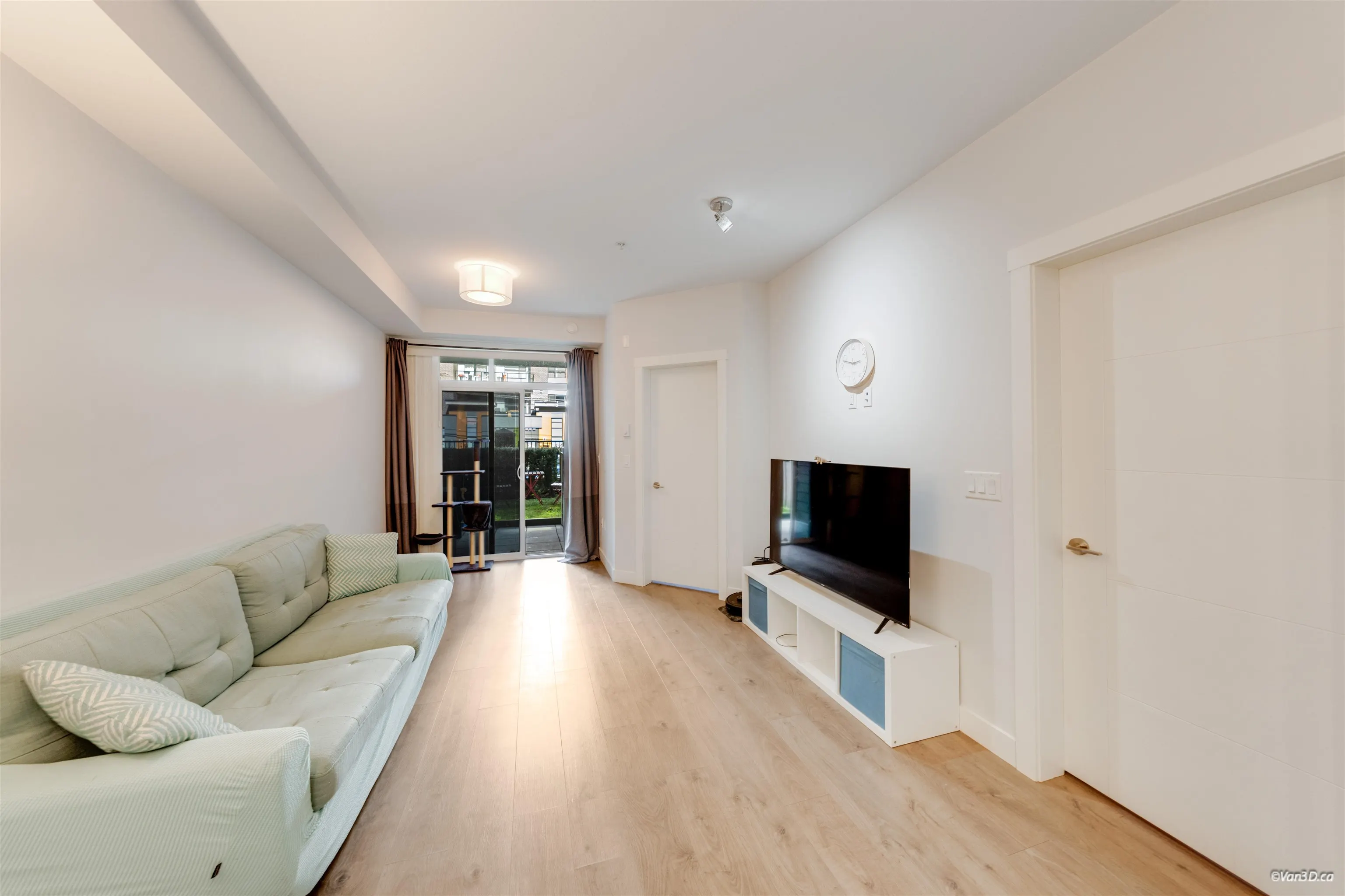 20696 Eastleigh Crescent #119
