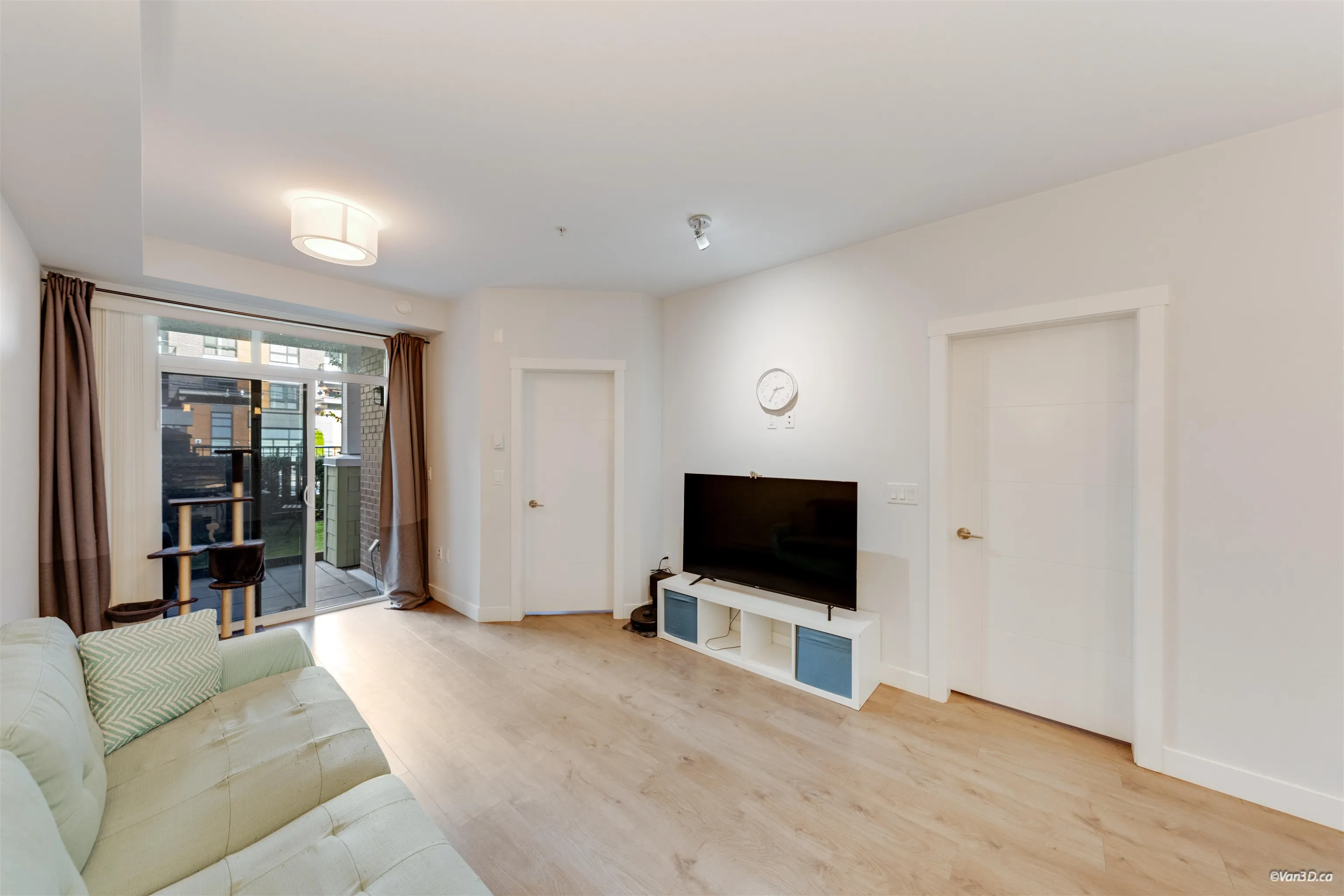 20696 Eastleigh Crescent #119