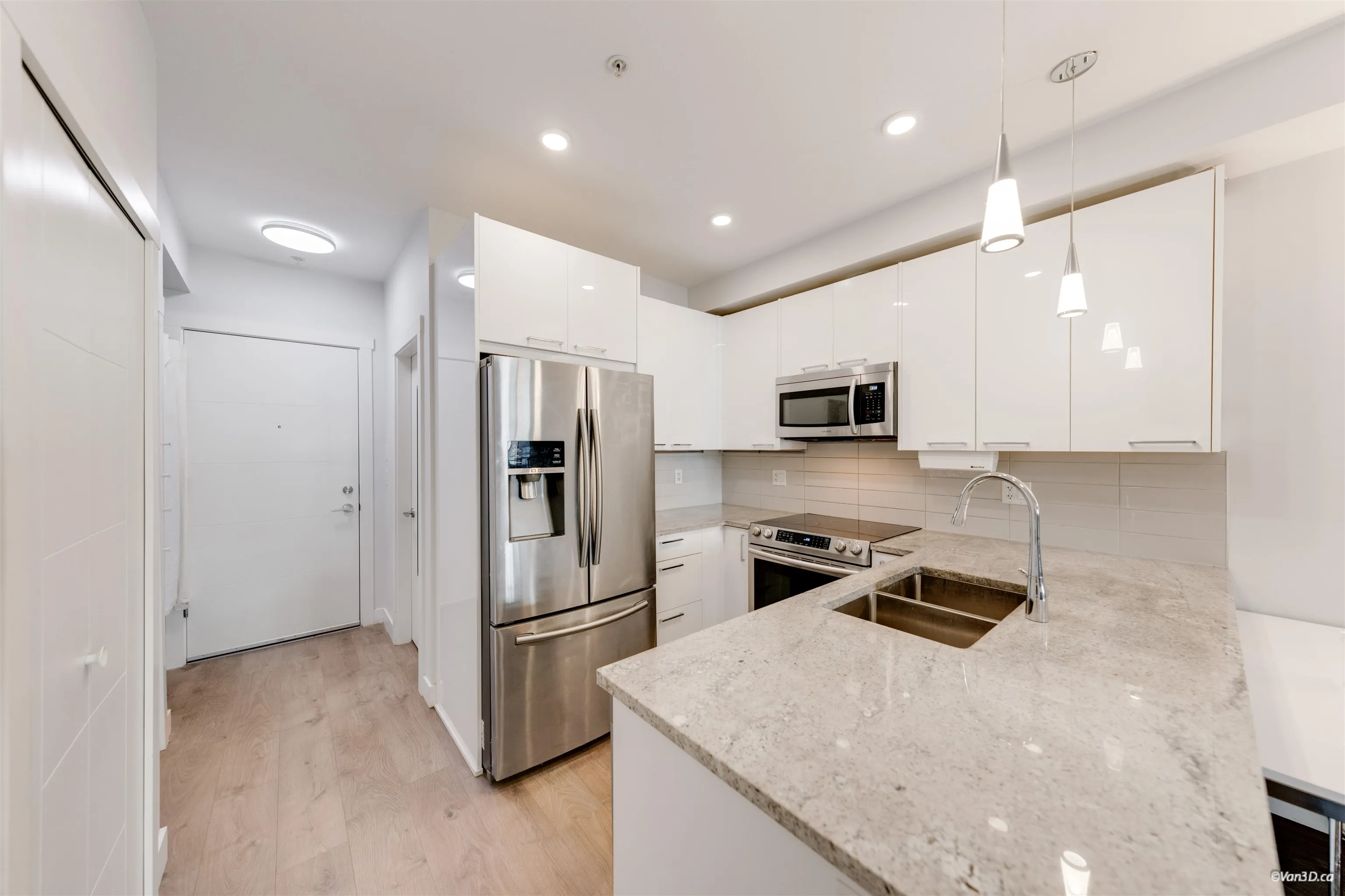 20696 Eastleigh Crescent #119