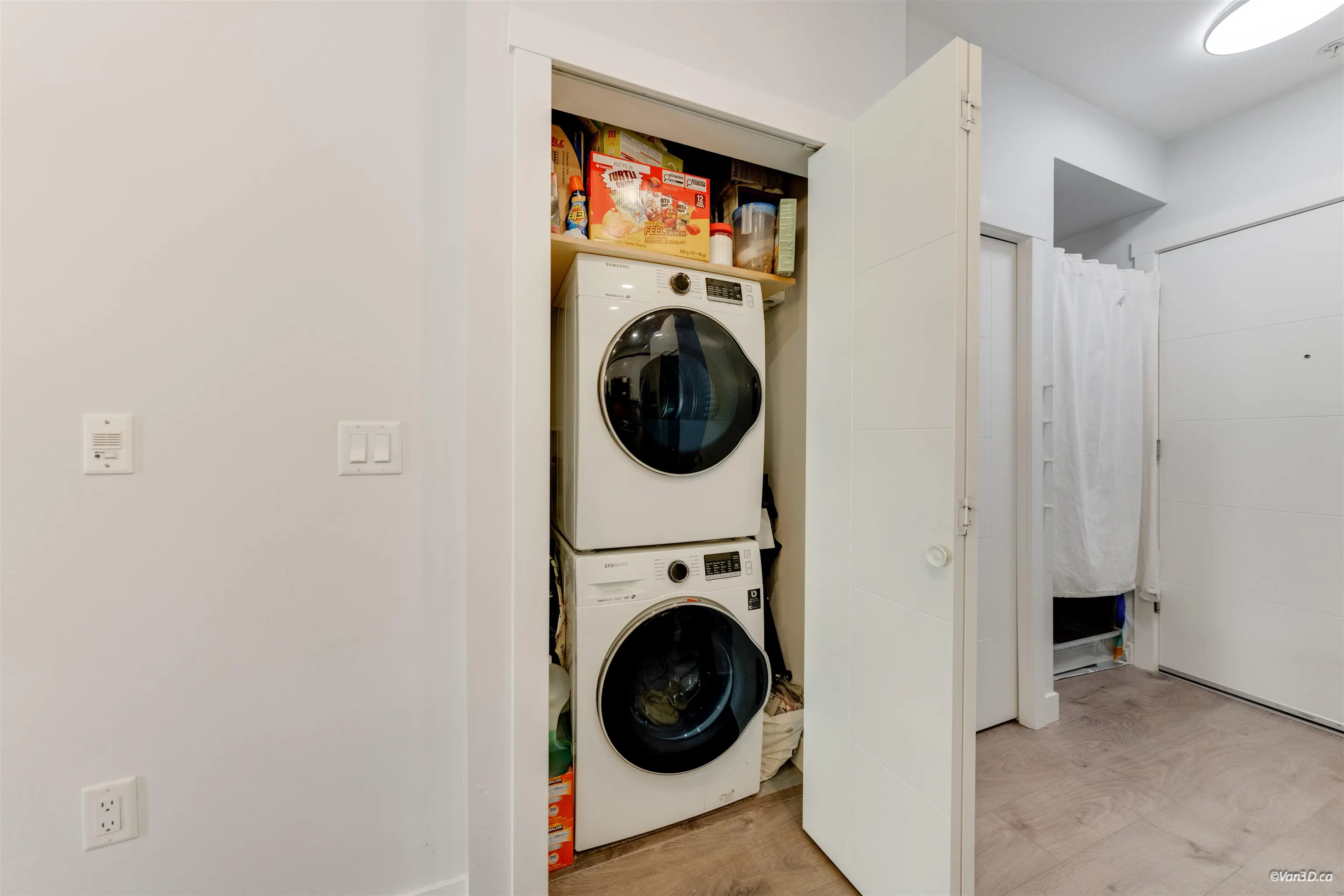 20696 Eastleigh Crescent #119