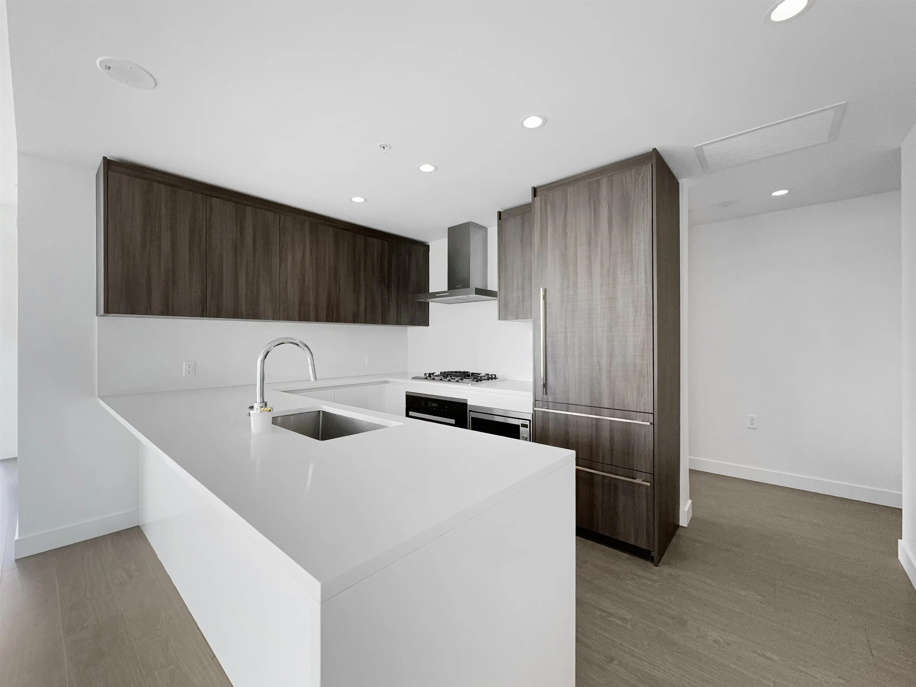 6320 No 3 Road #11xx