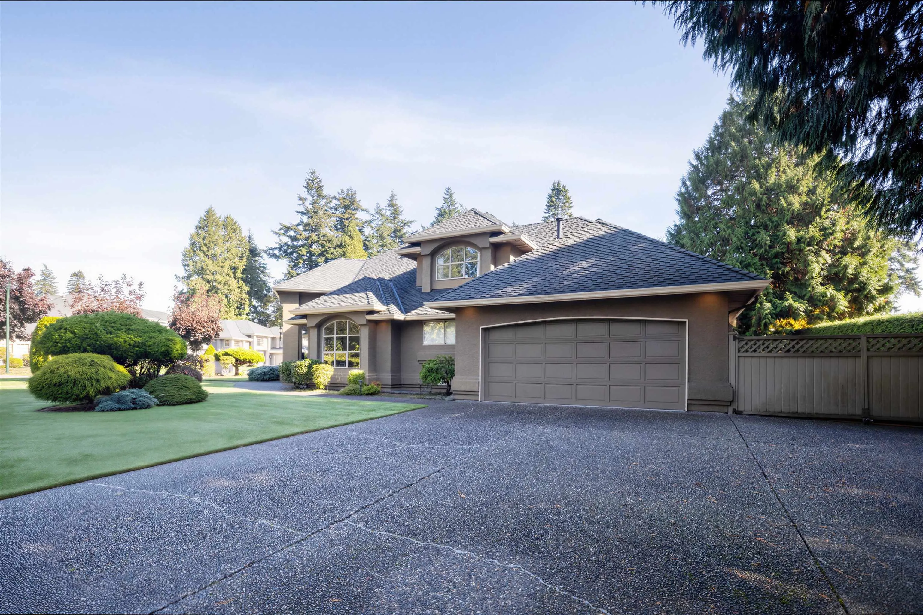 4800 English Bluff Court
