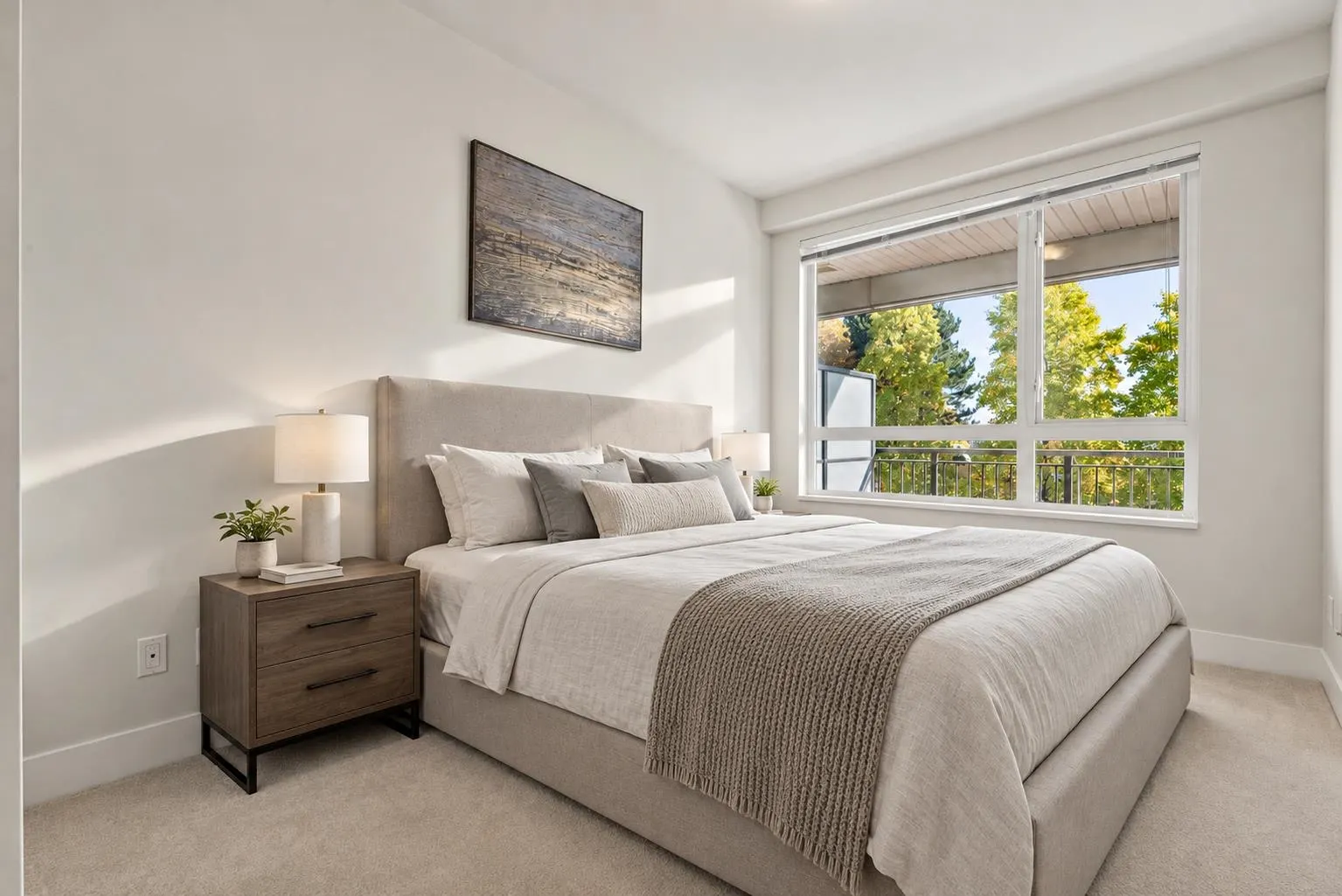 1306 Fifth Avenue #202