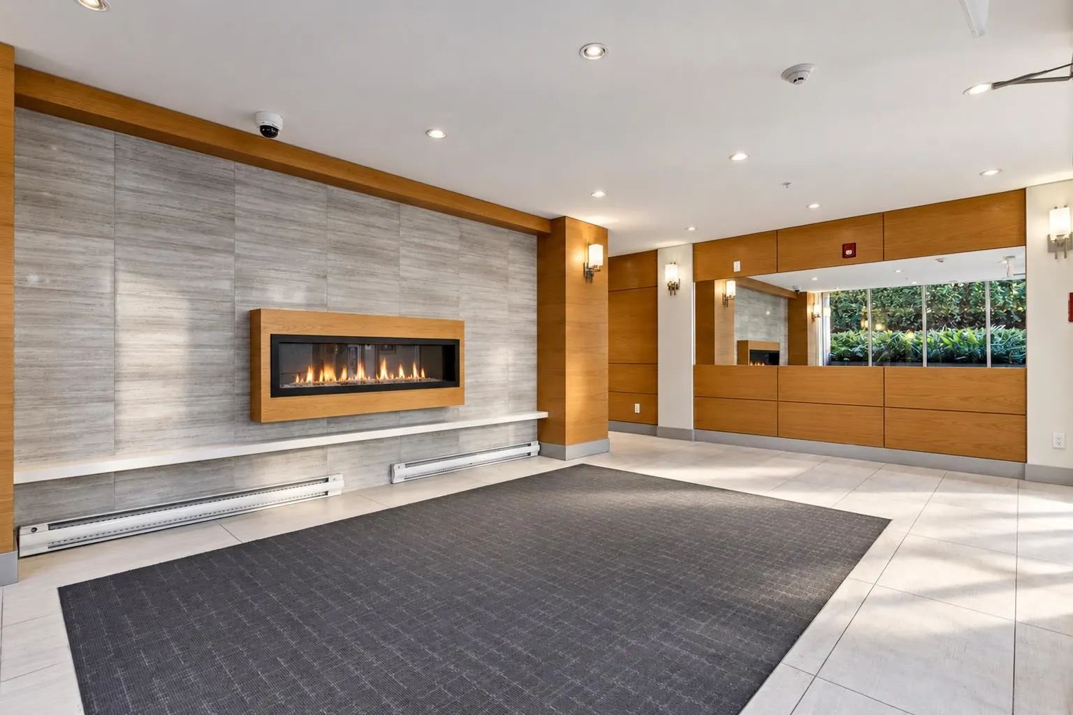 1306 Fifth Avenue #202