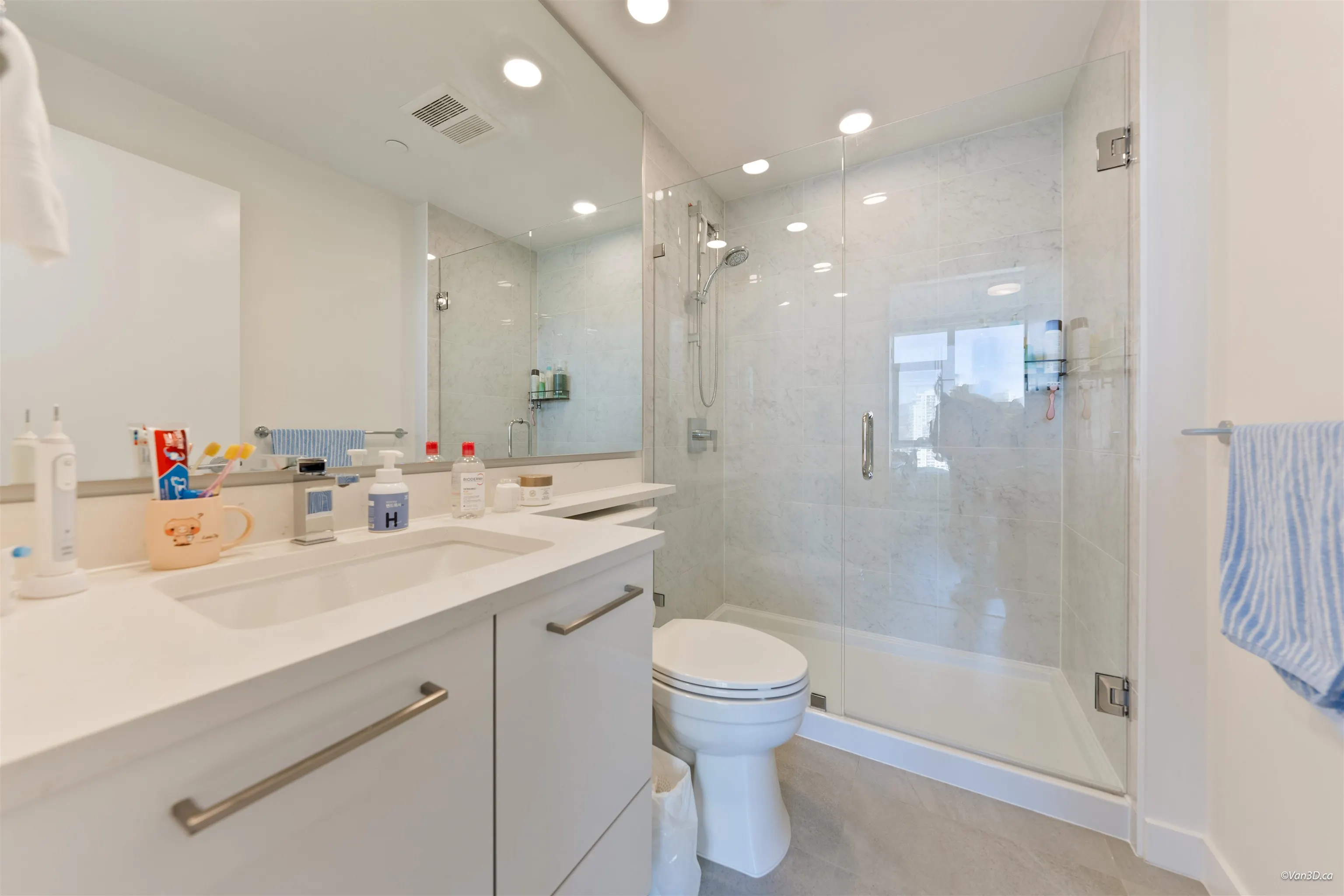 518 Clarke Road #1702