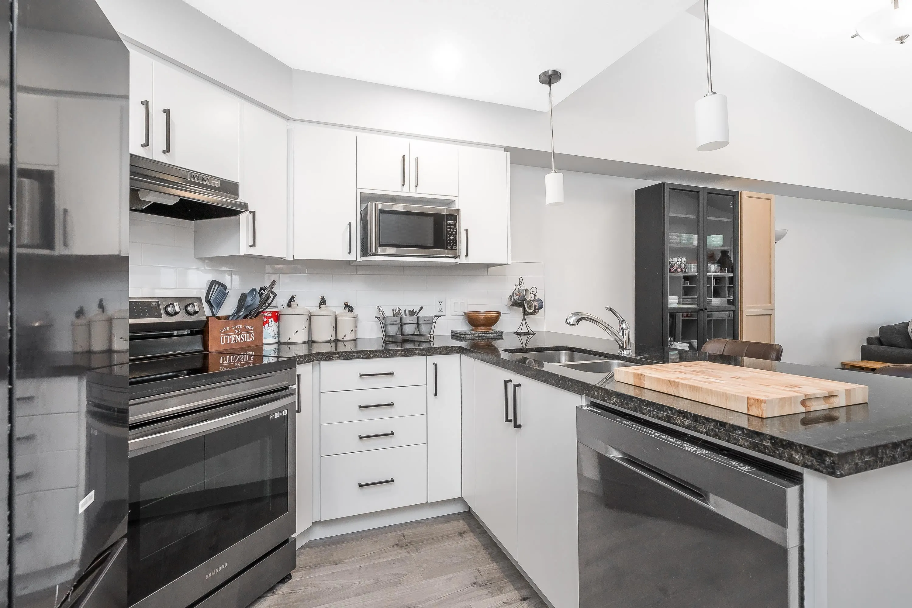 19730 56 Avenue #410