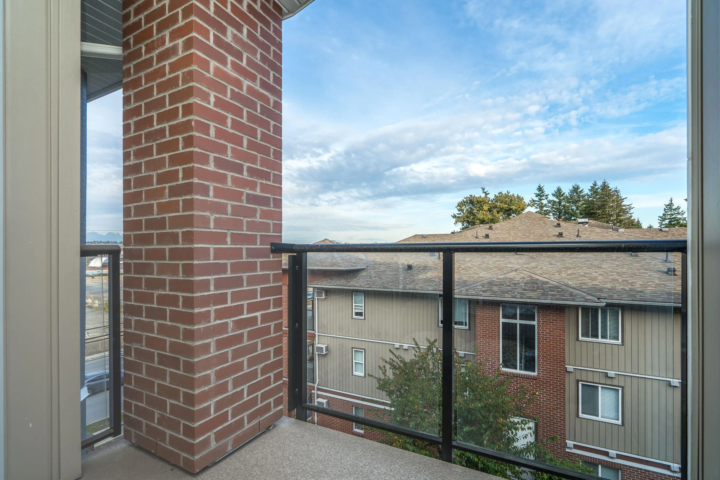 19730 56 Avenue #410