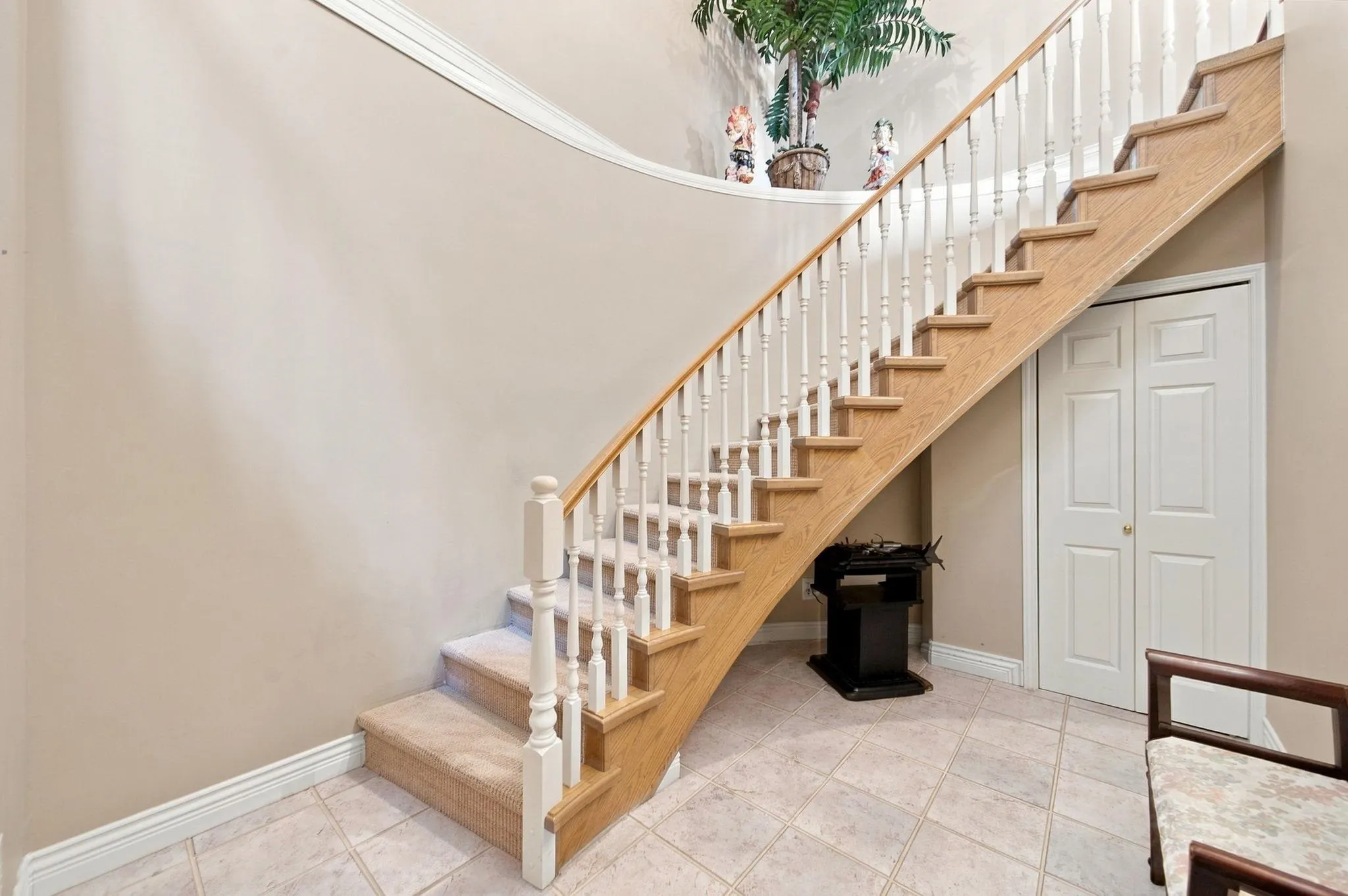 3176 Plateau Boulevard #302