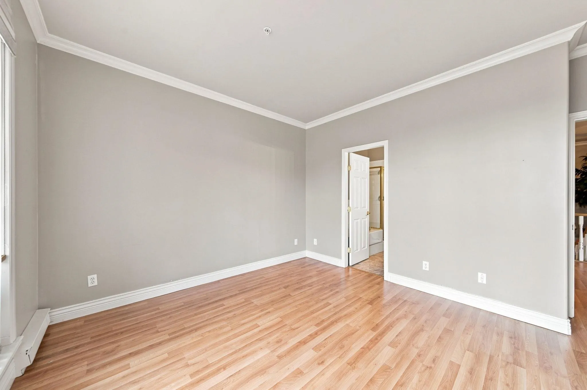 3176 Plateau Boulevard #302