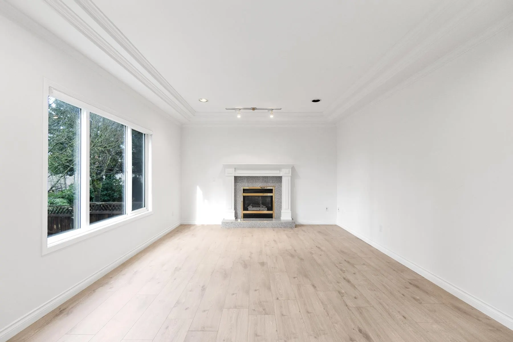 6998 Fielding Court