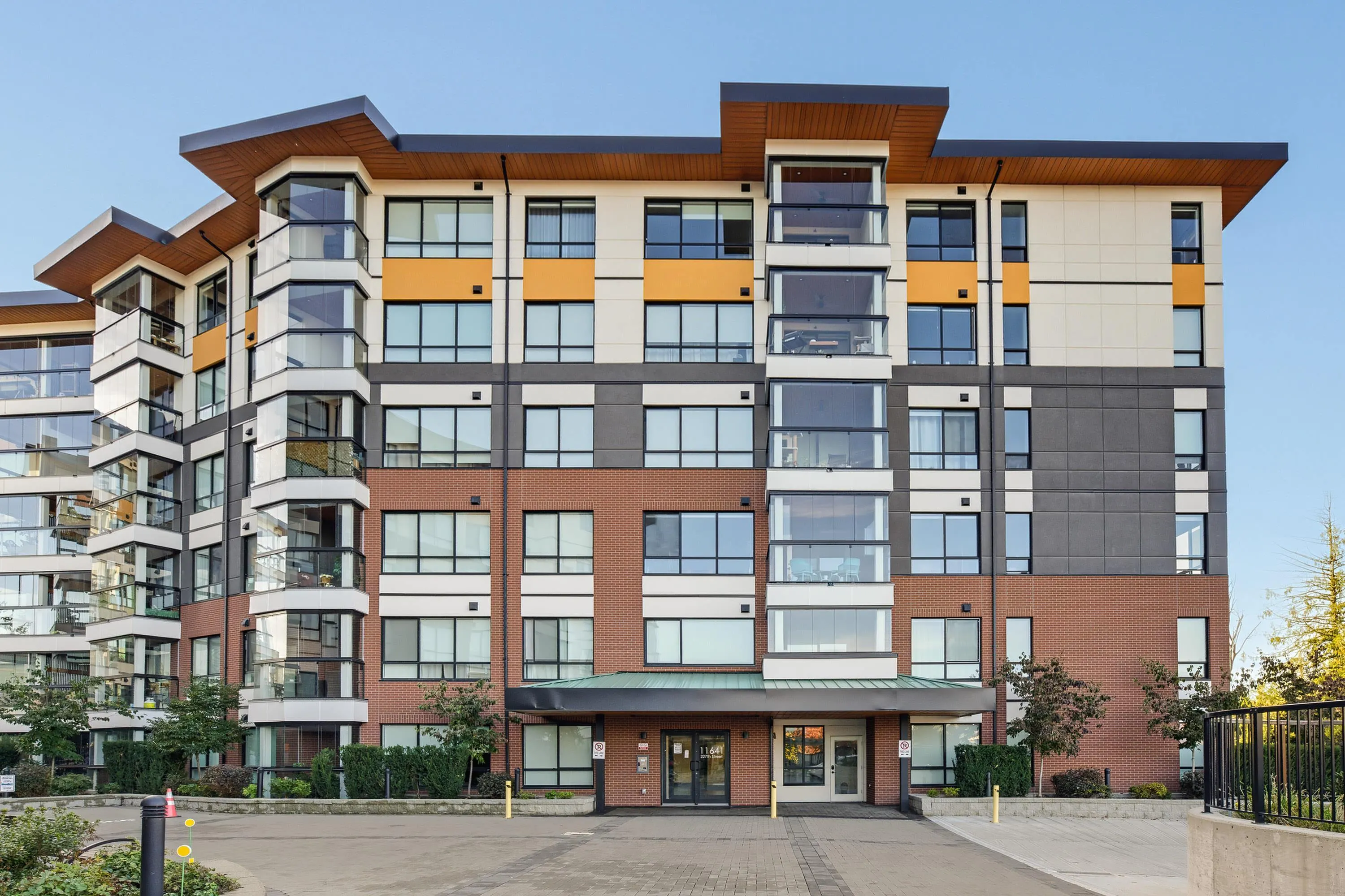 11641 227 Street #412