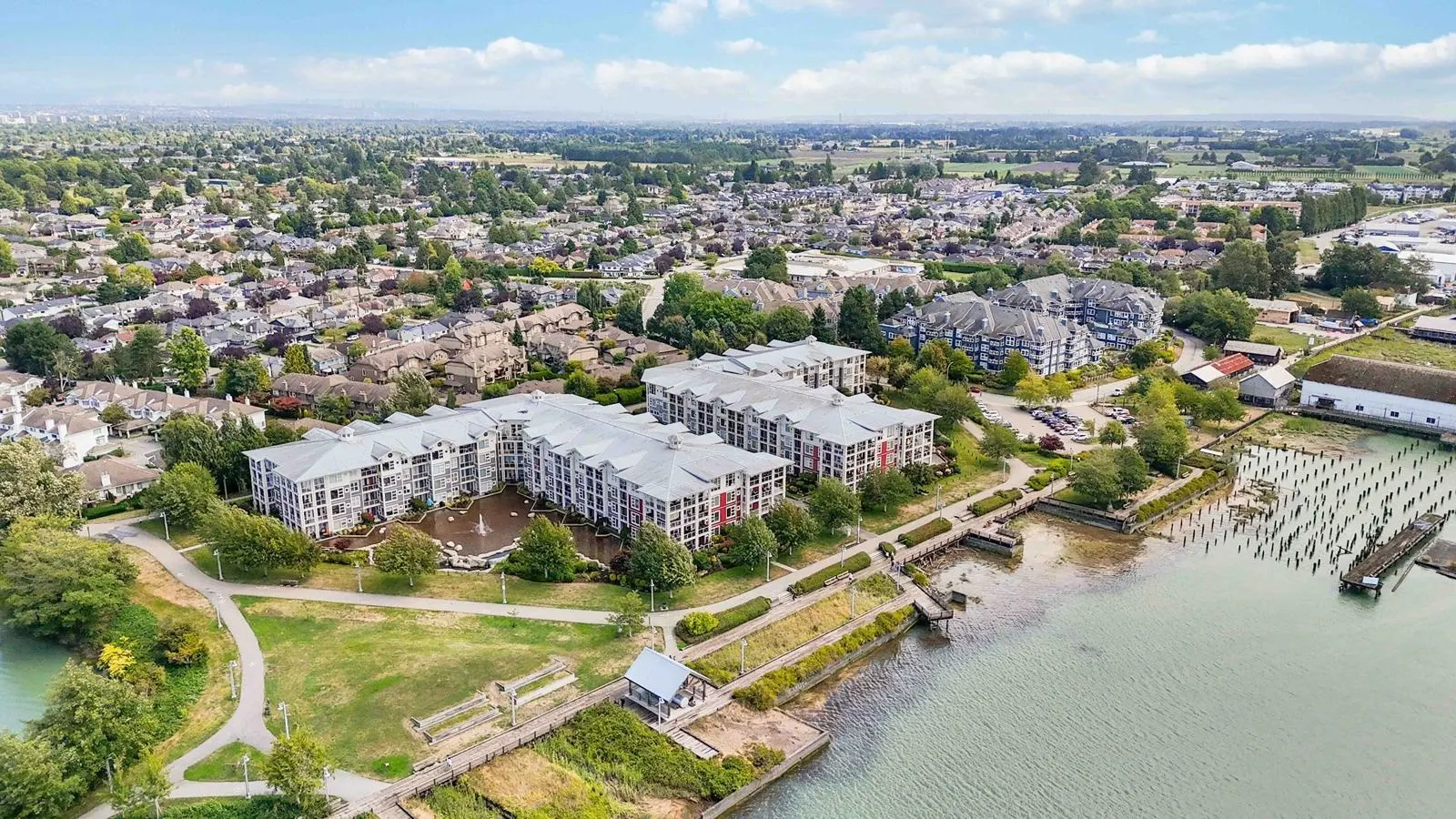 4600 Westwater Drive #416
