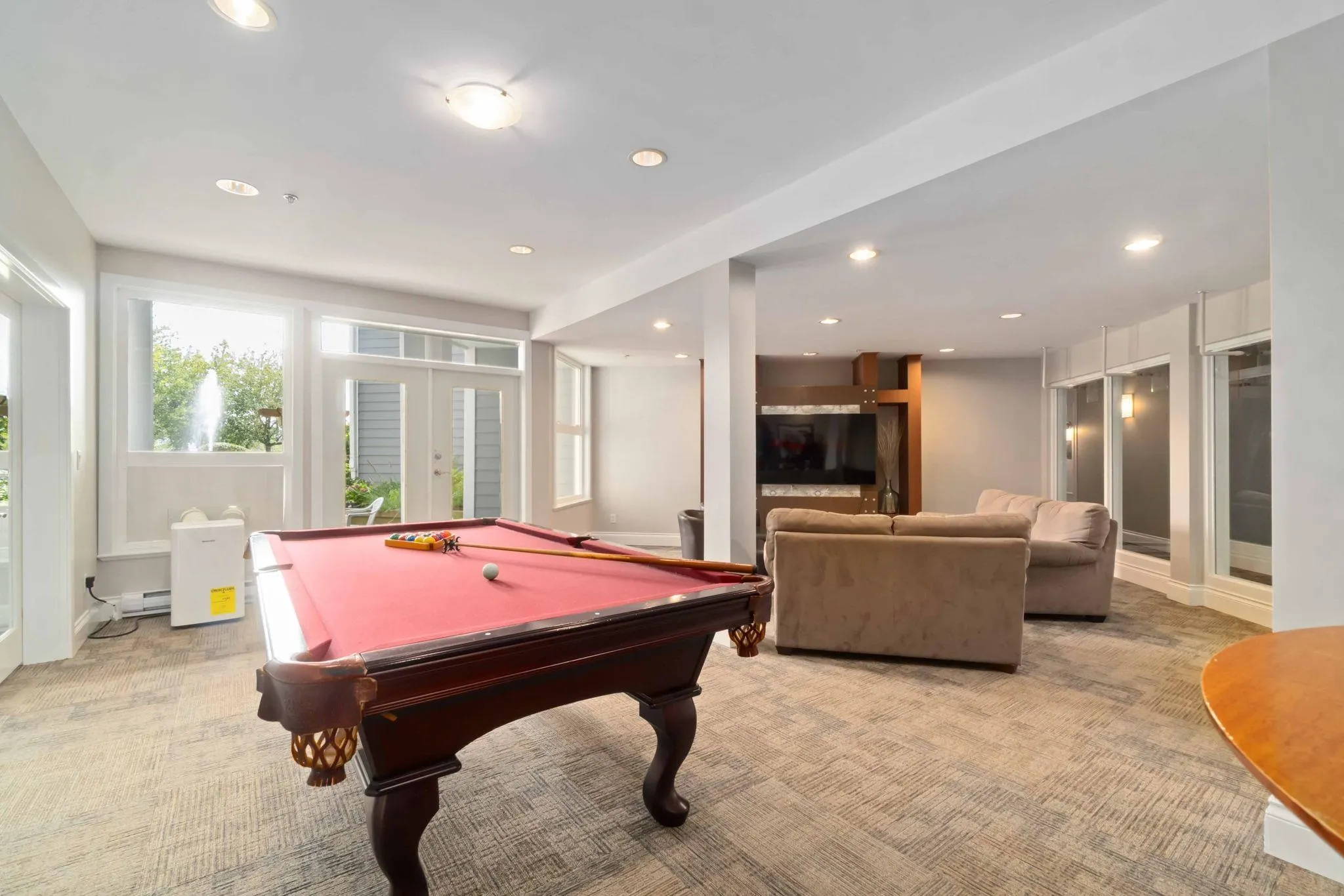 4600 Westwater Drive #416
