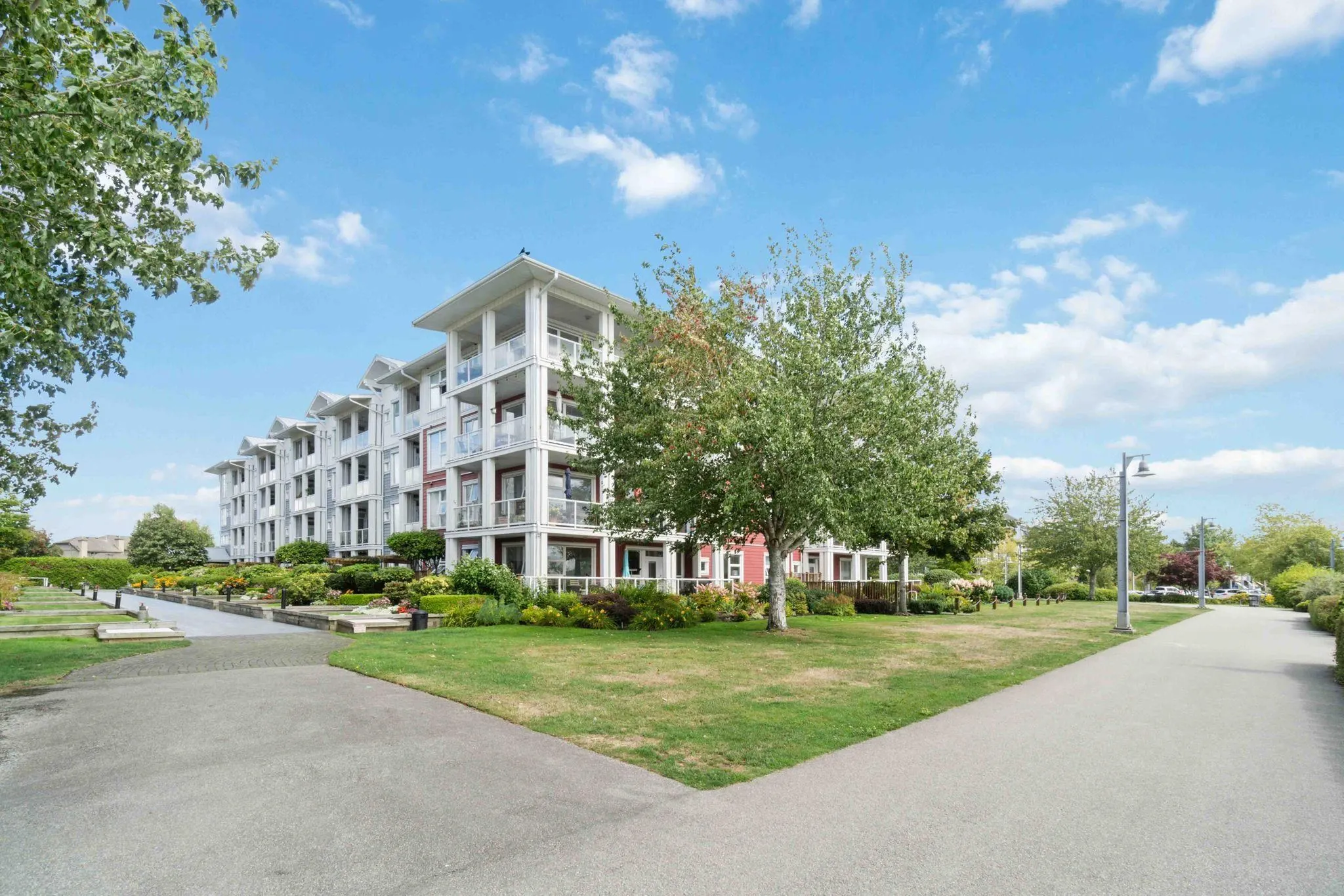 4600 Westwater Drive #416