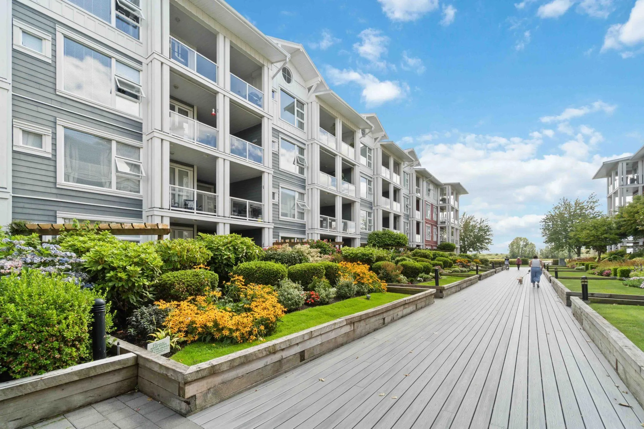 4600 Westwater Drive #416