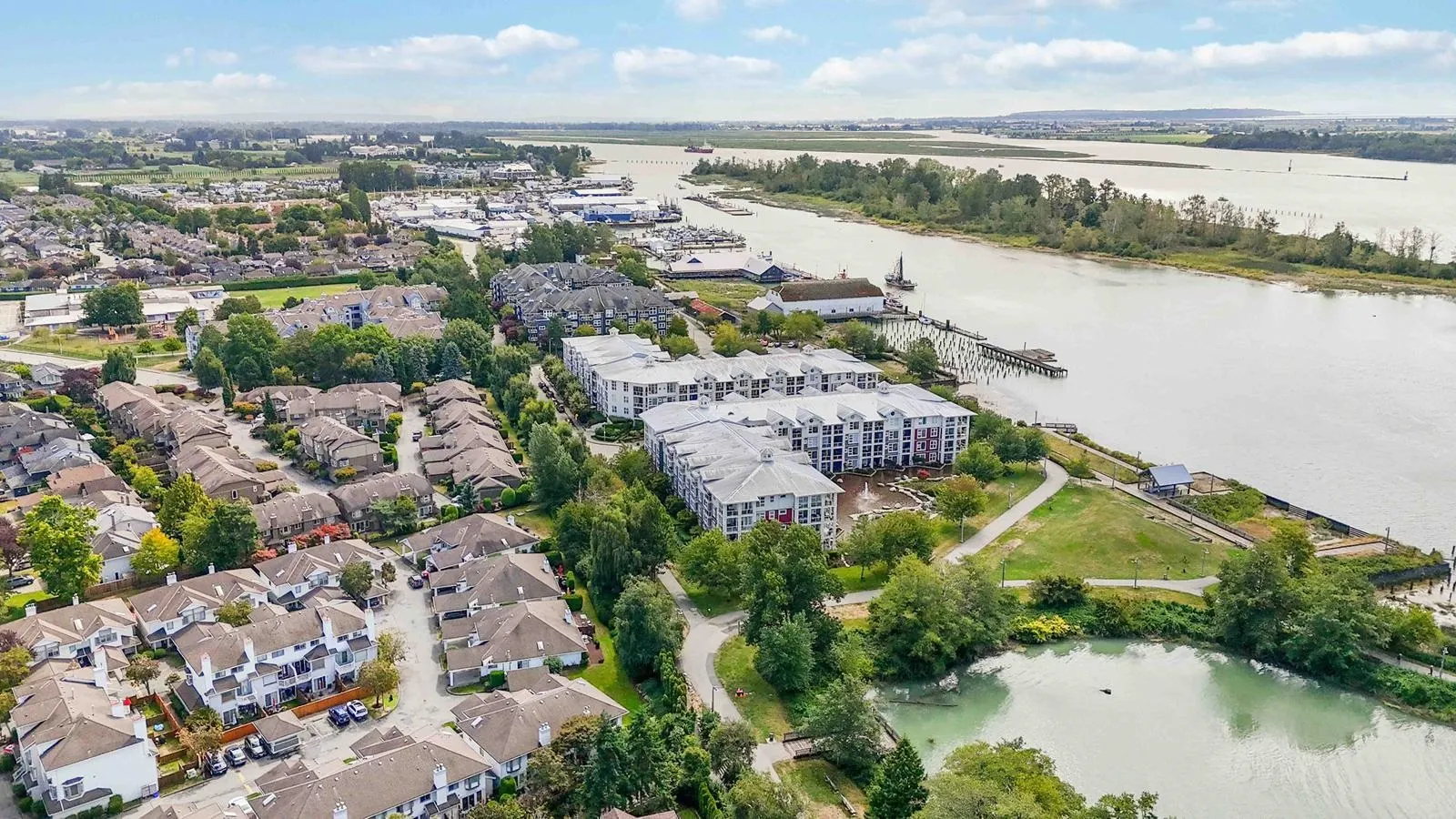 4600 Westwater Drive #416