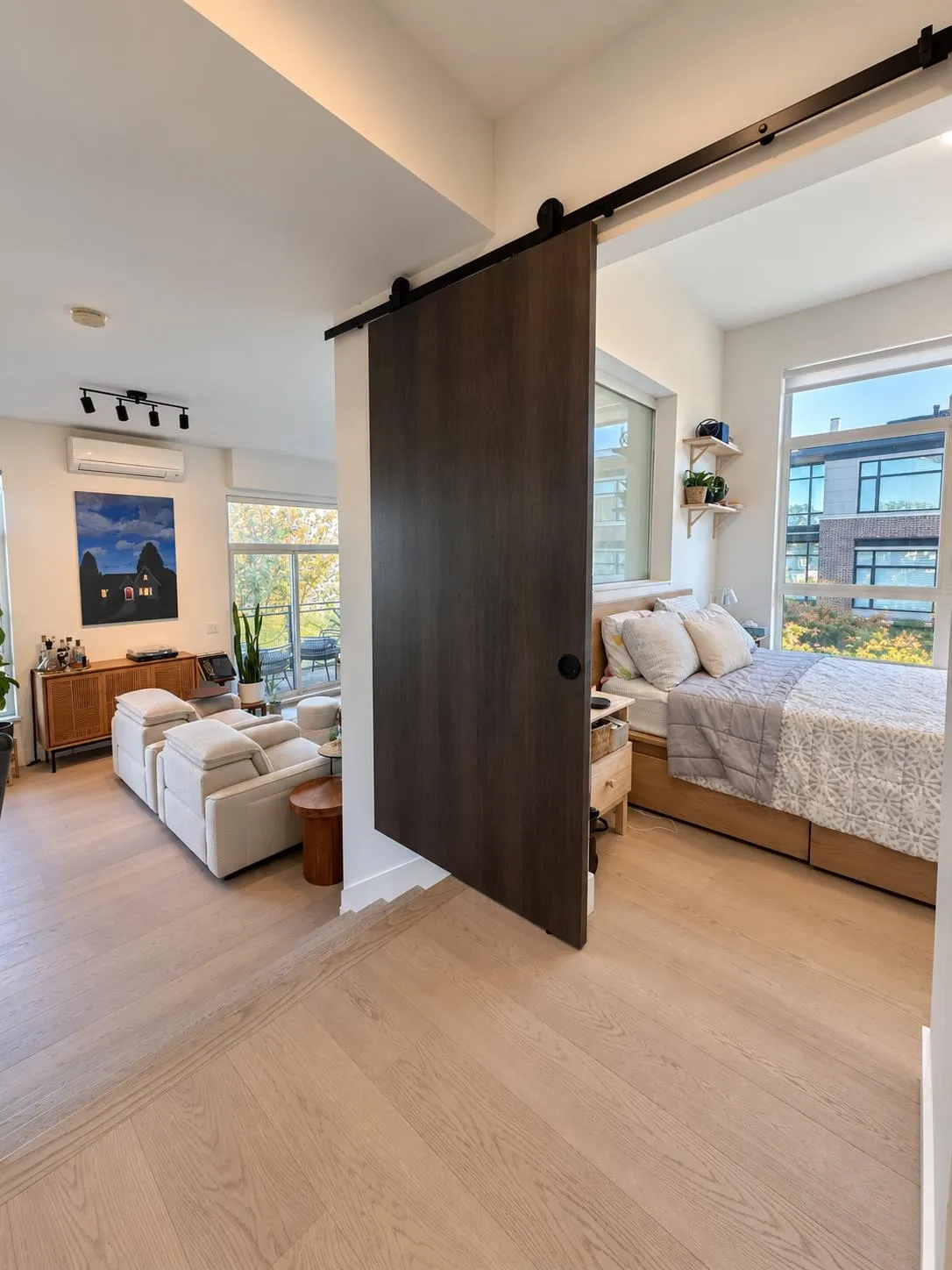 300 Salter Street #305