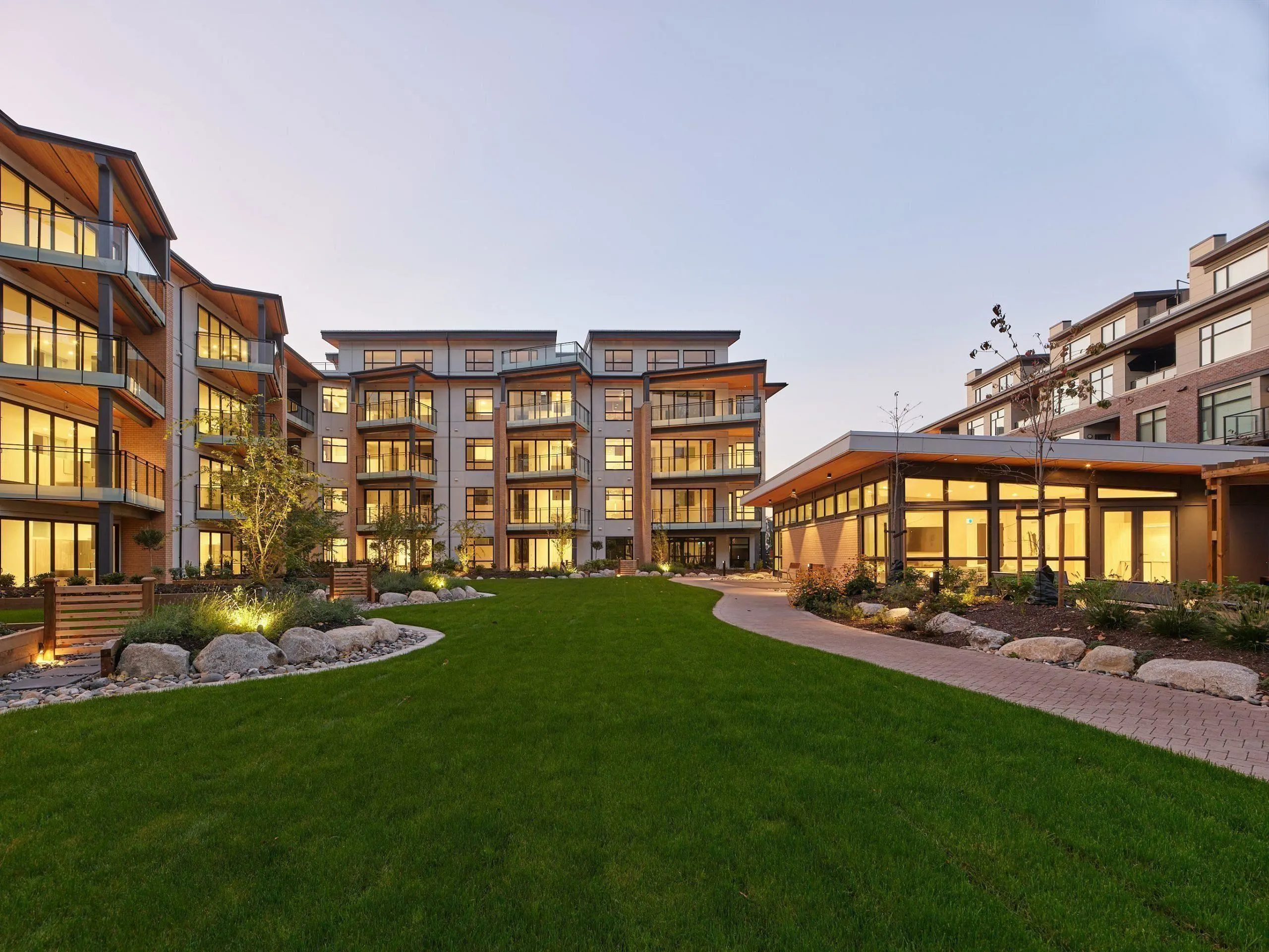 300 Salter Street #305