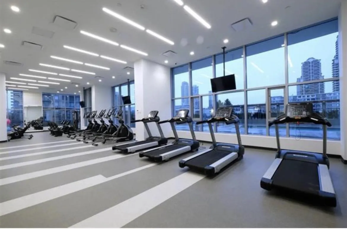 2388 Madison Avenue #2803