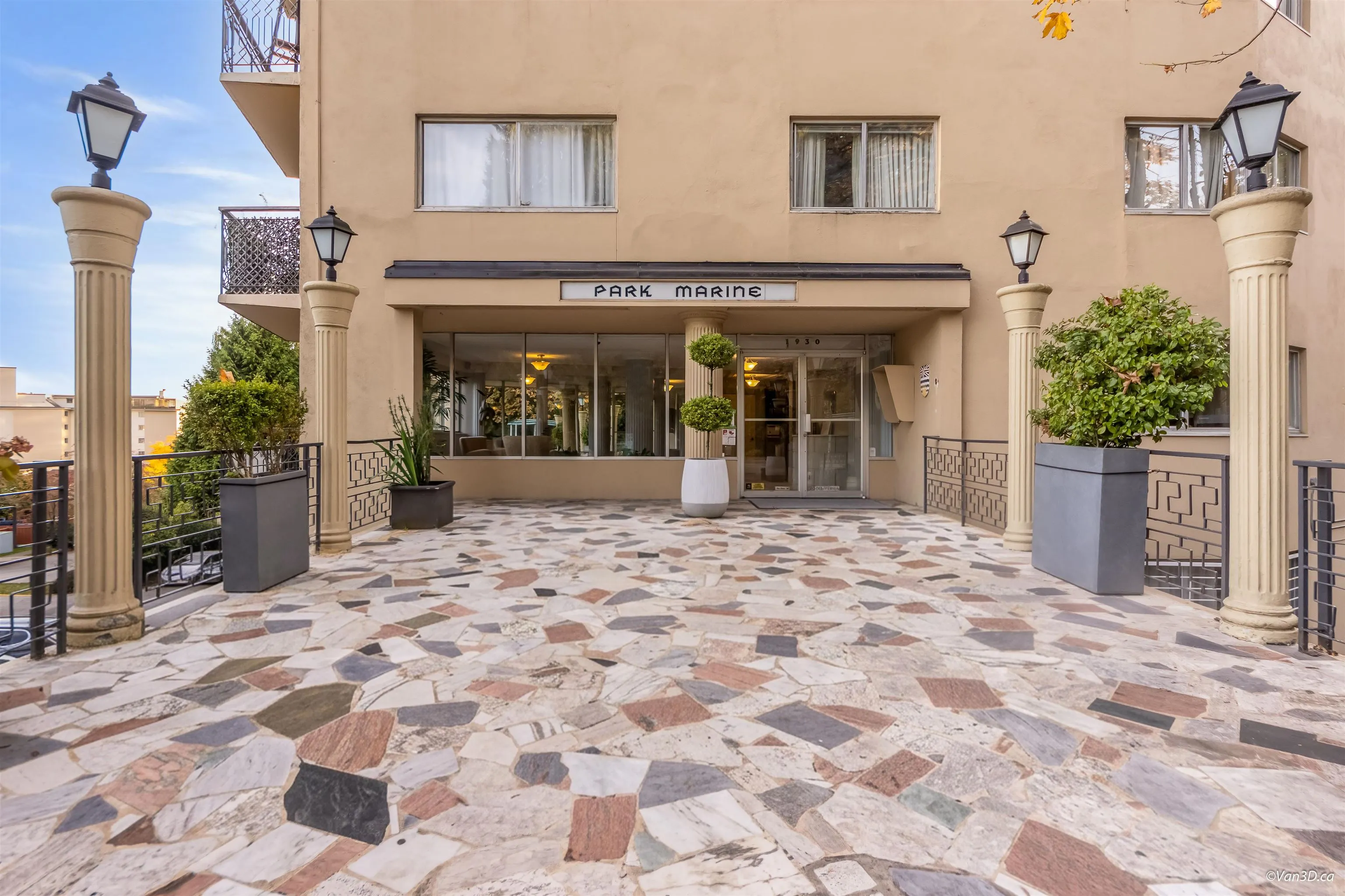 1930 Marine Drive #804