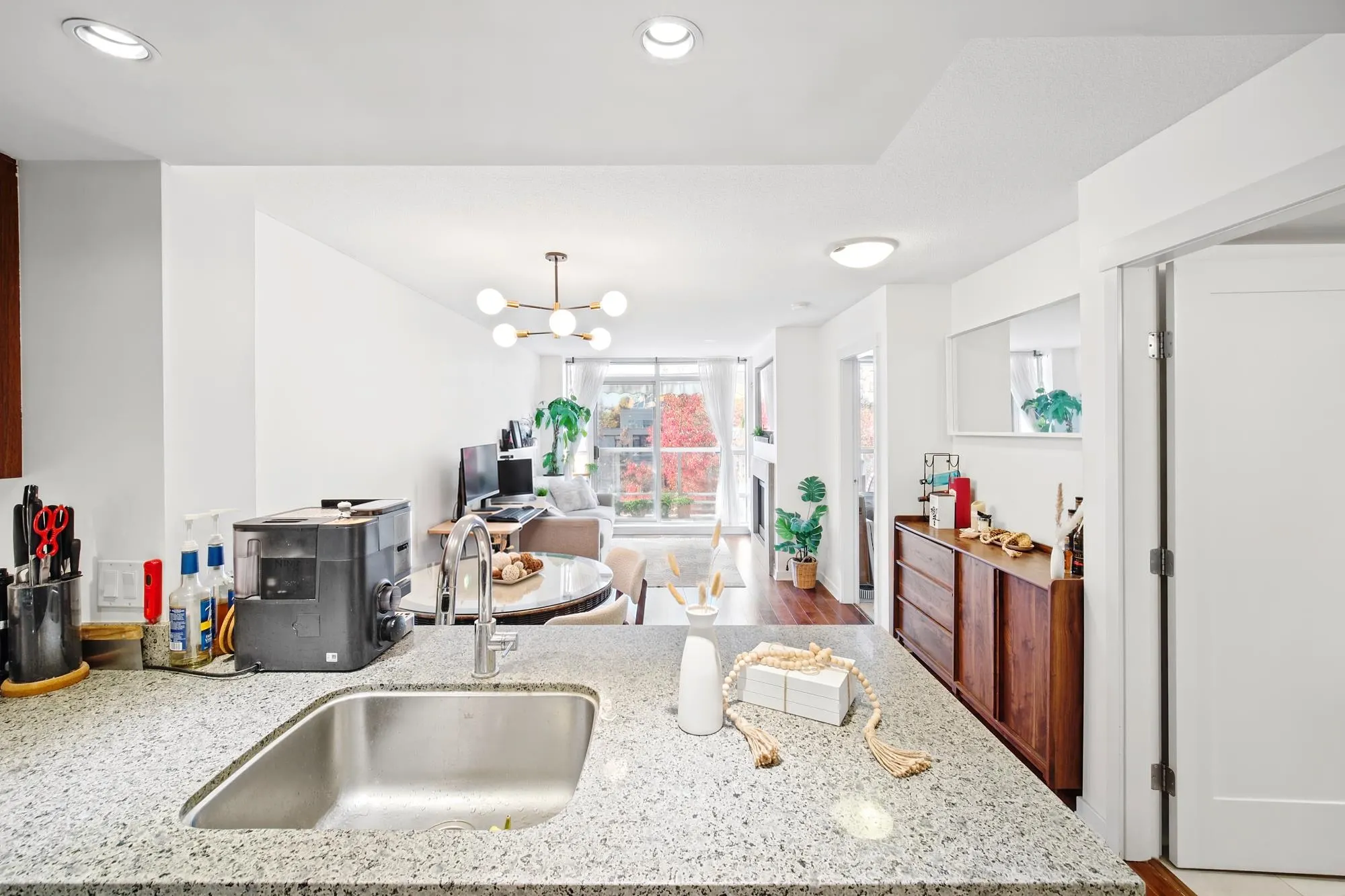 9371 Hemlock Drive #503