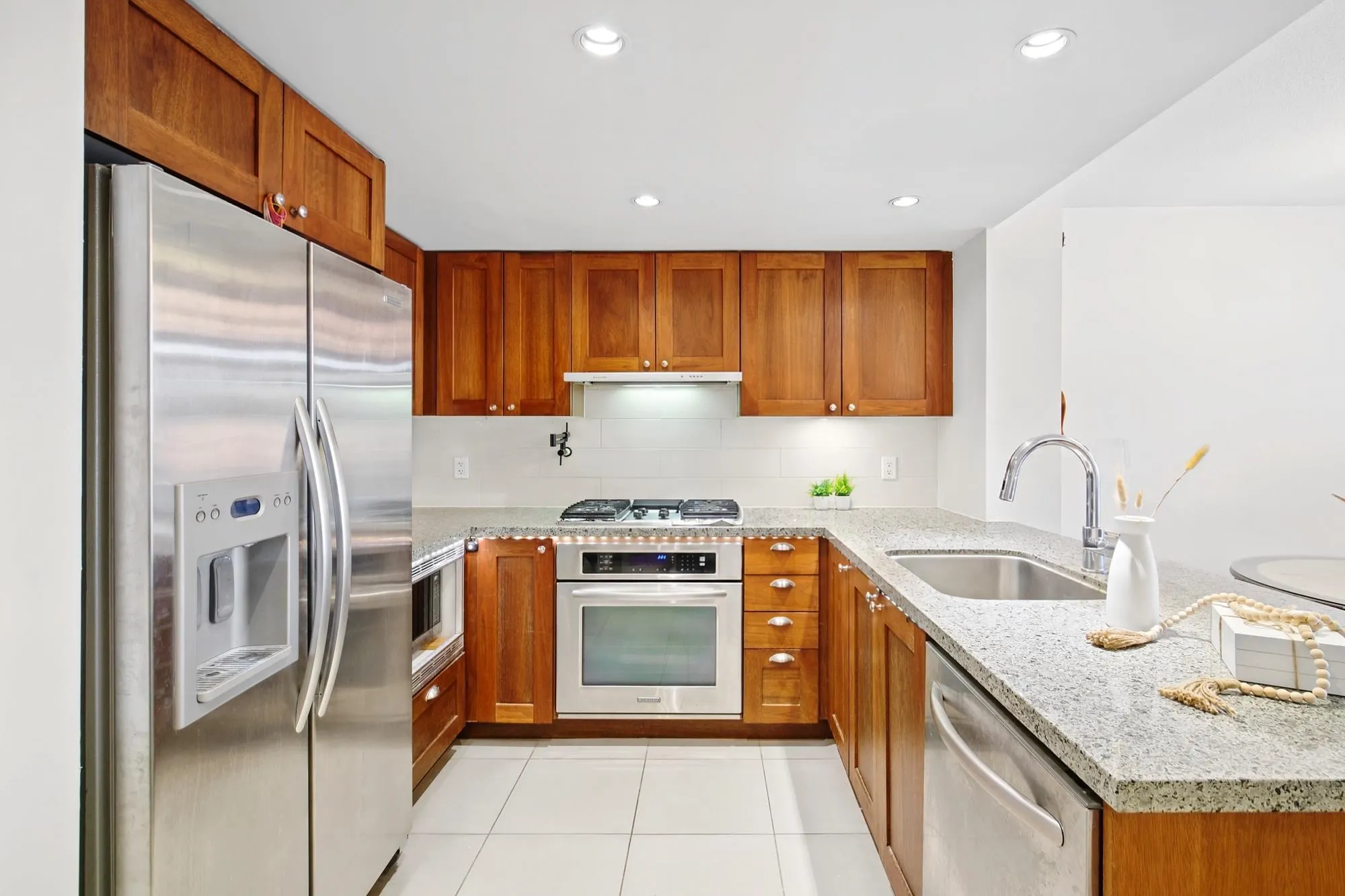 9371 Hemlock Drive #503