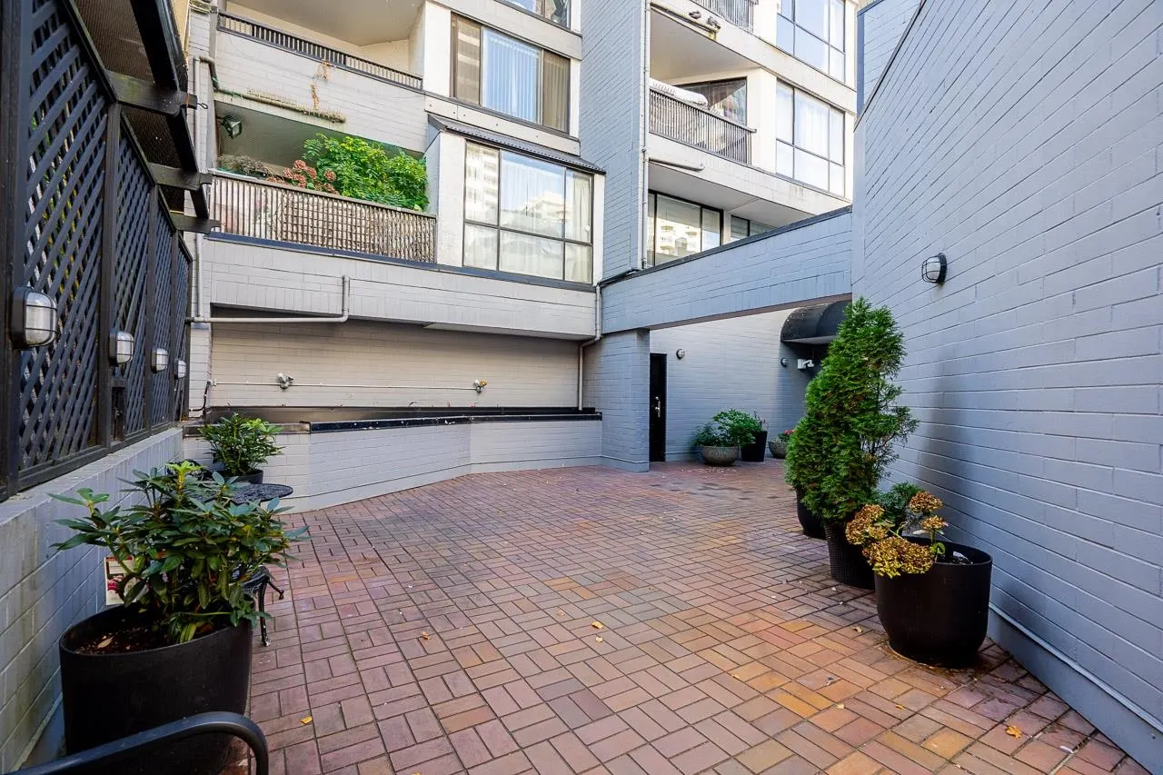 1270 Robson Street #205