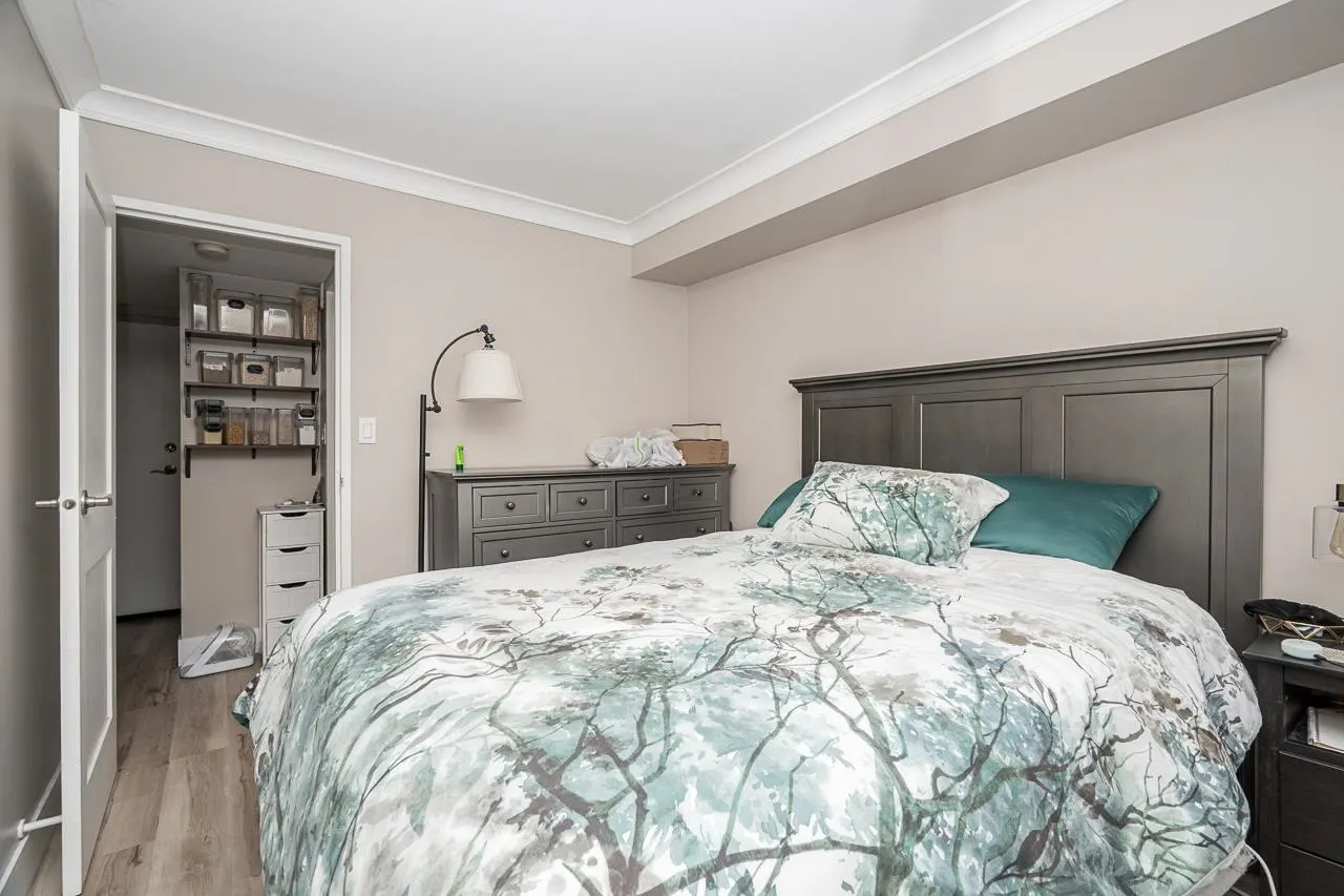 1270 Robson Street #205