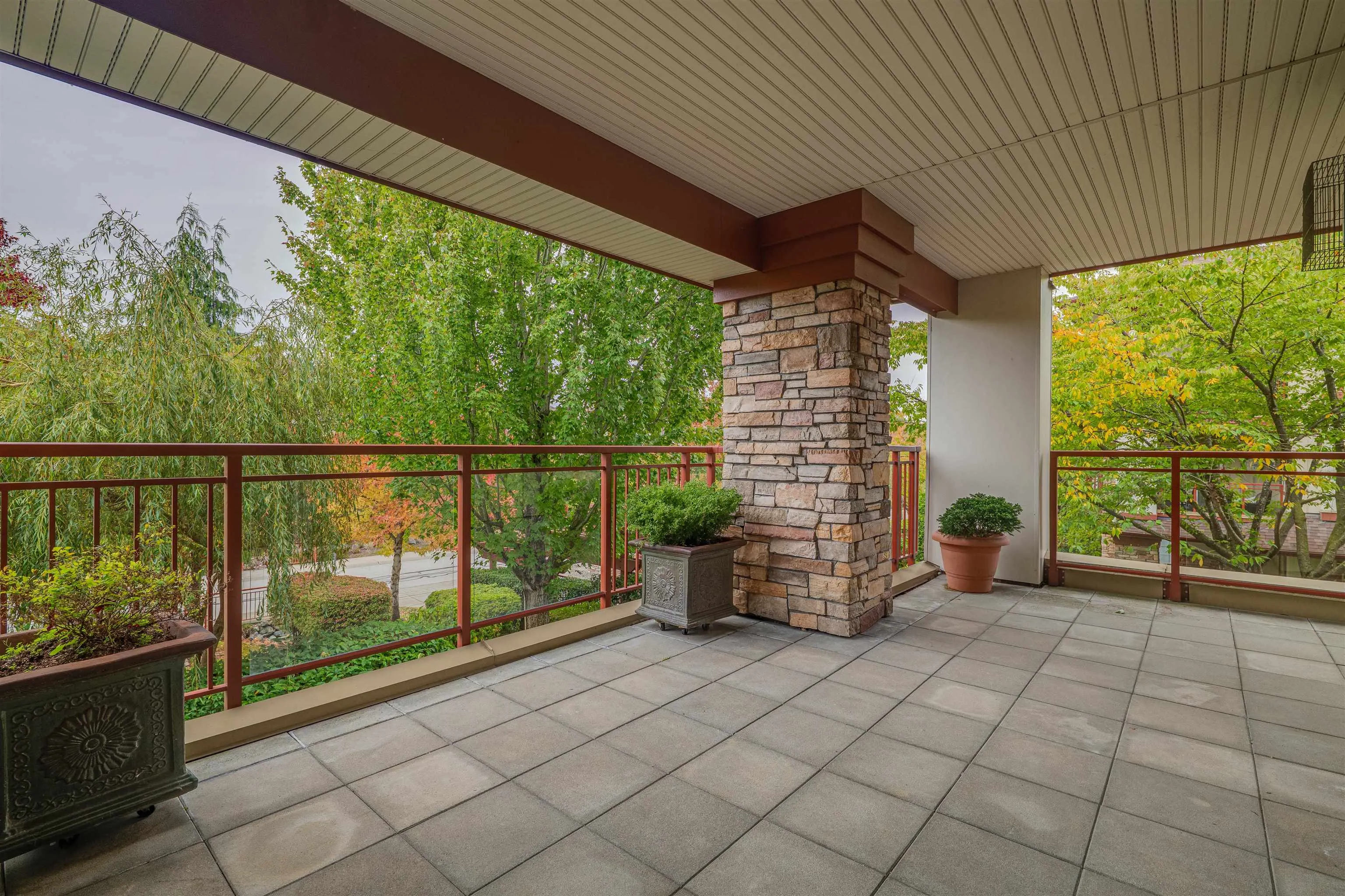 16469 64 Avenue #207