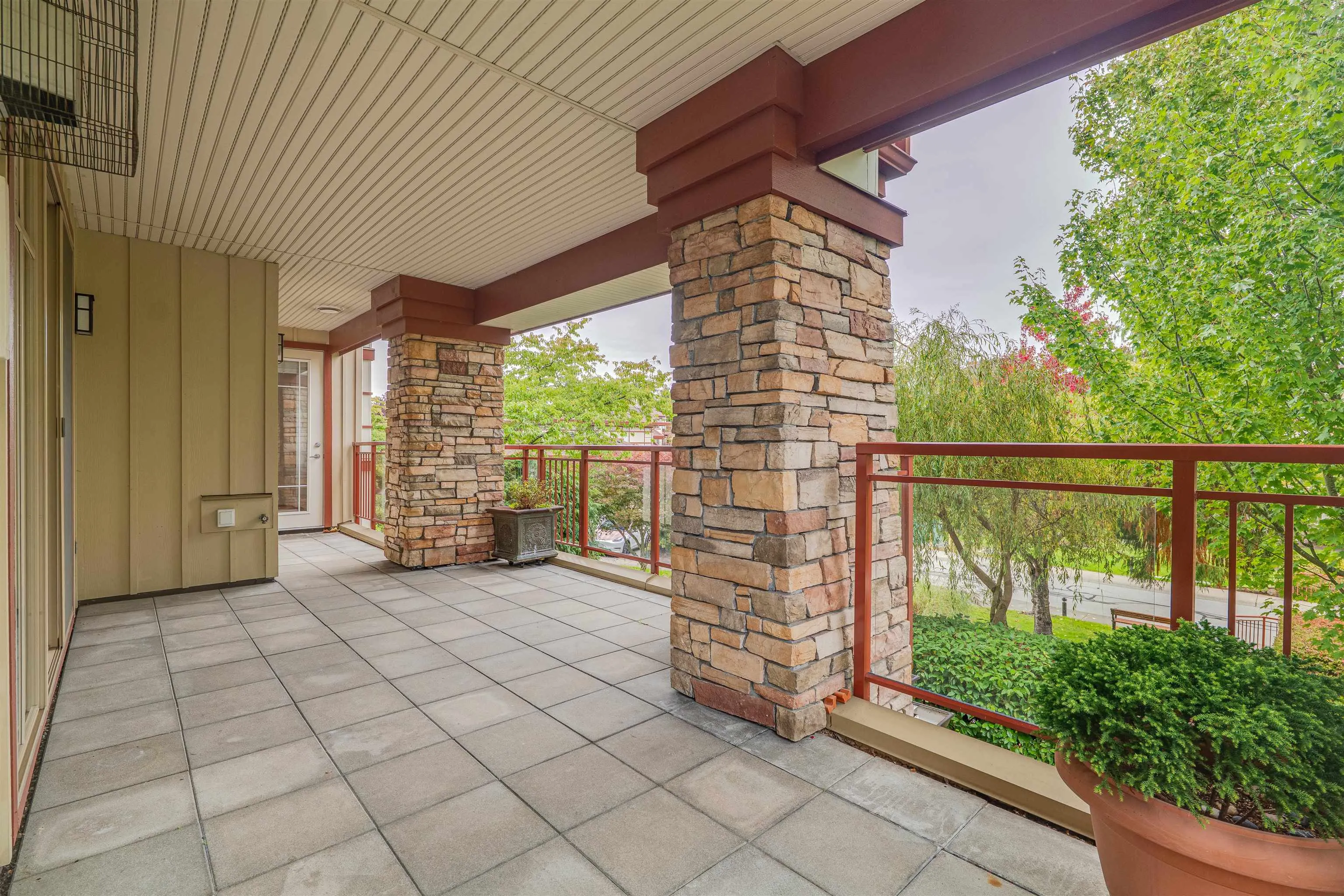 16469 64 Avenue #207