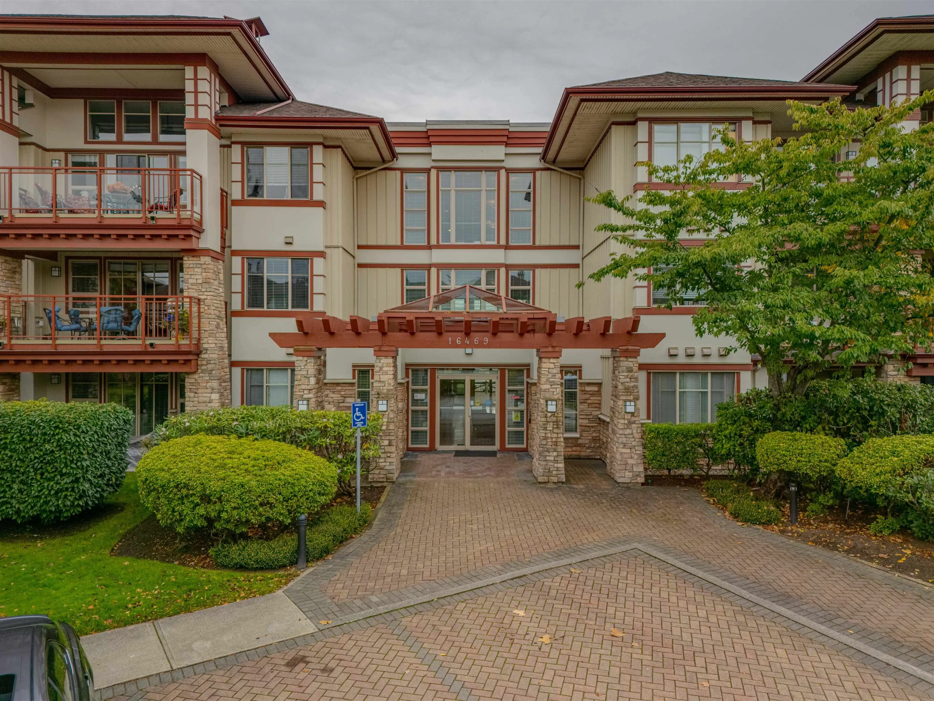 16469 64 Avenue #207