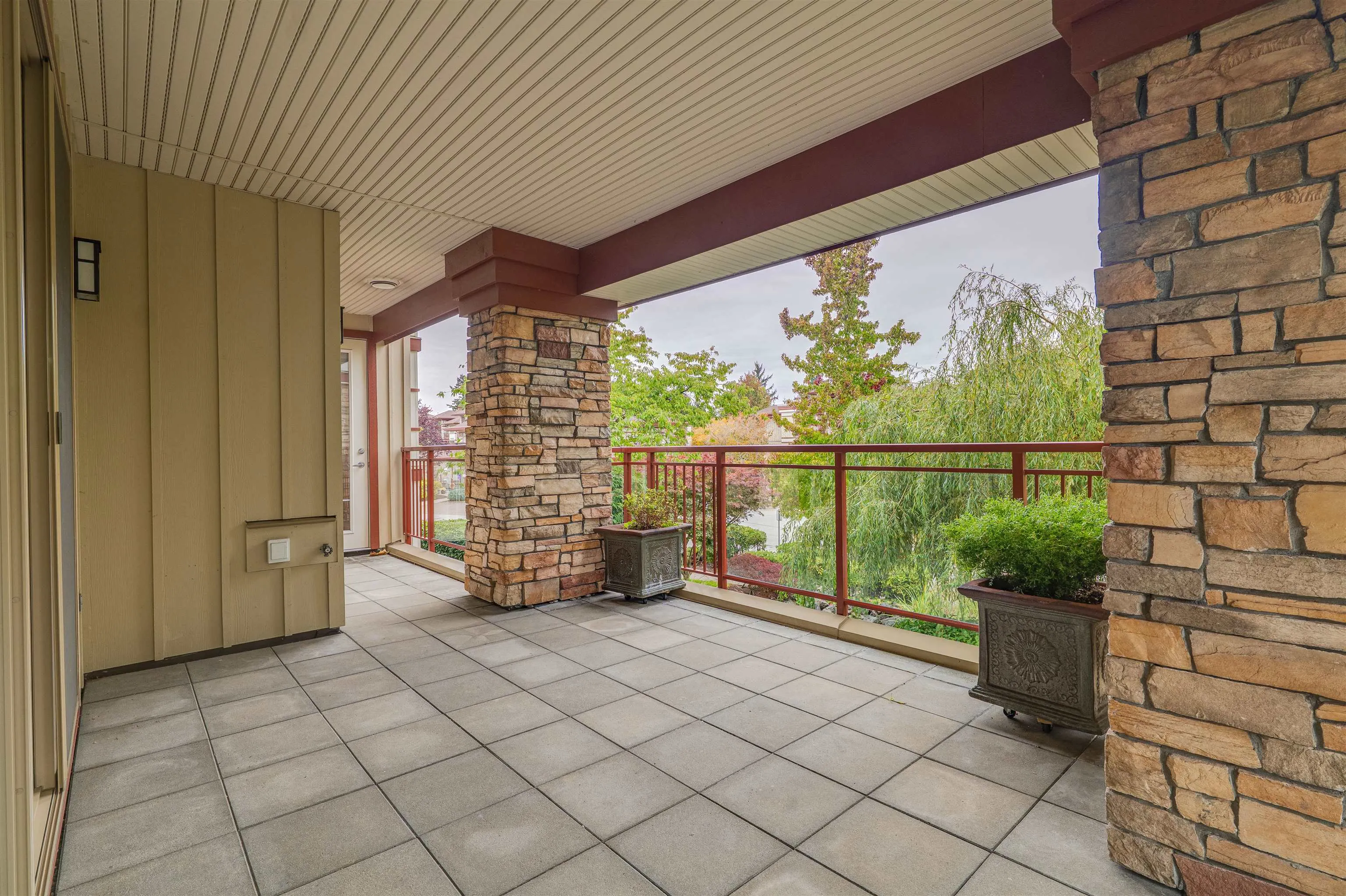 16469 64 Avenue #207