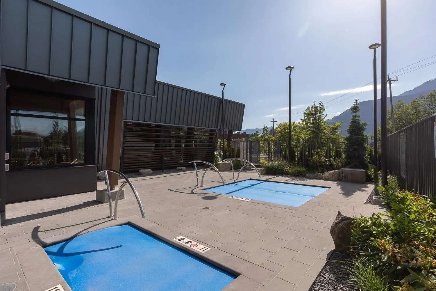 1502 Scott Crescent #111