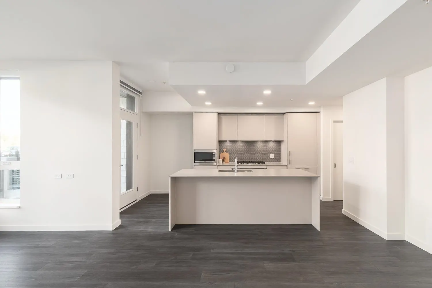 1502 Scott Crescent #111