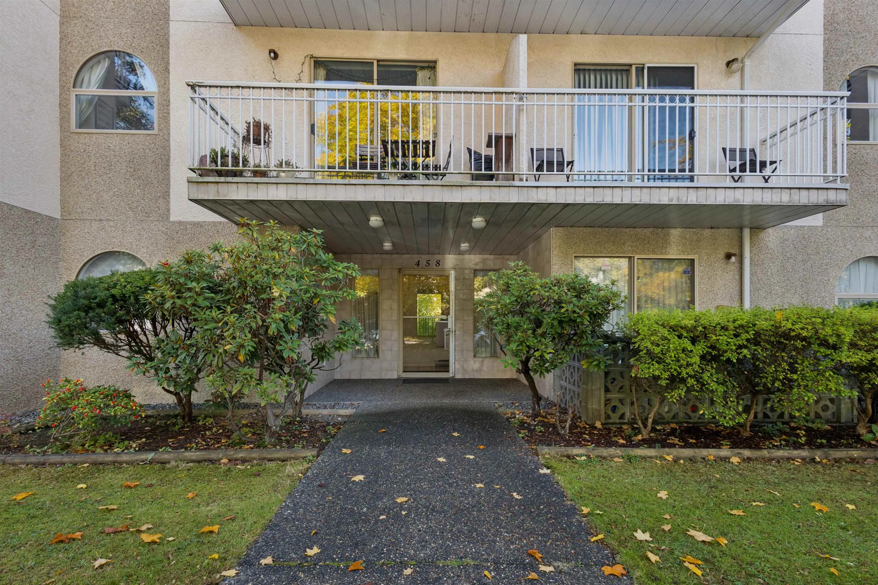 458 E 44th Avenue #303