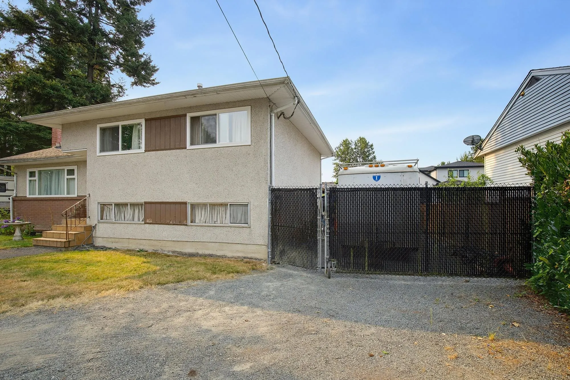 13022 101 Avenue