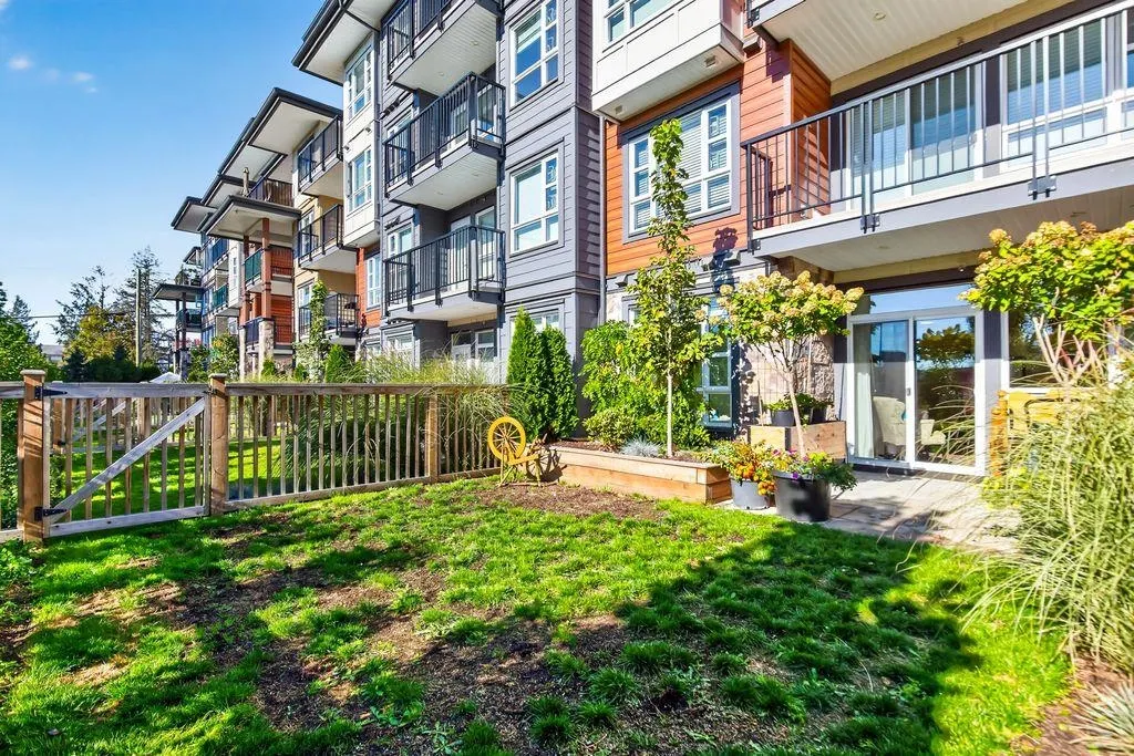 22562 121 Avenue #107