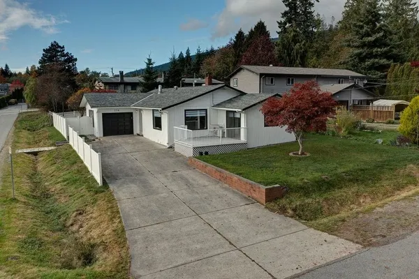 776 Seacot Way