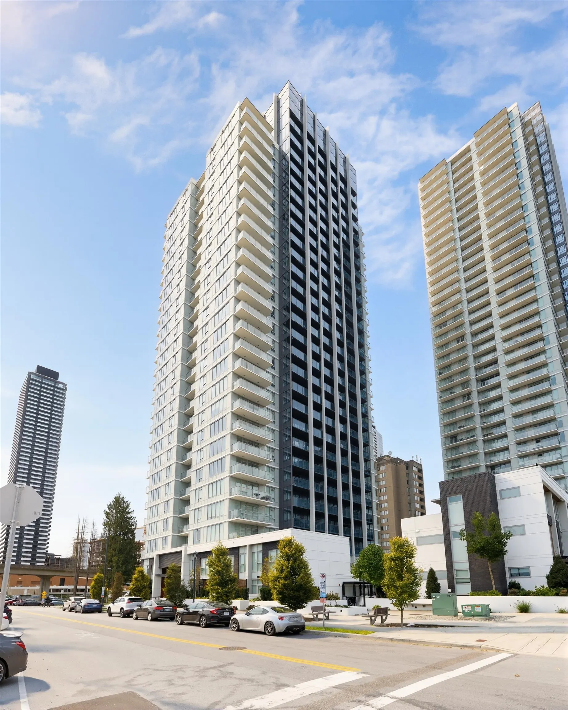 13428 105 Avenue #2611