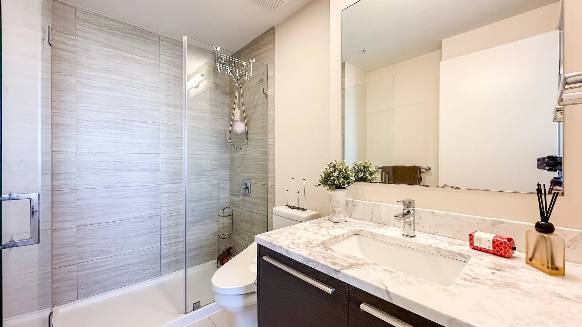 6288 Cassie Avenue #2401