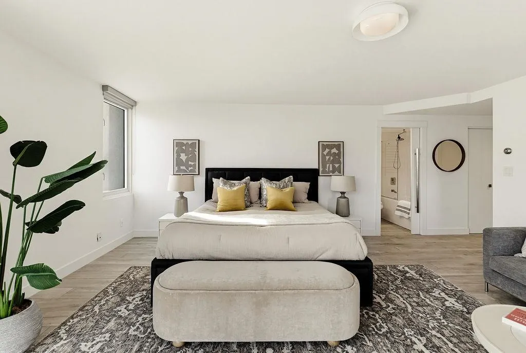 1575 Beach Avenue #1103