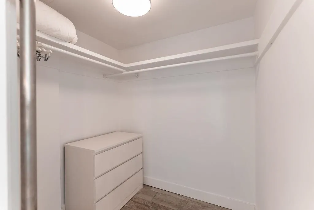 1575 Beach Avenue #1103