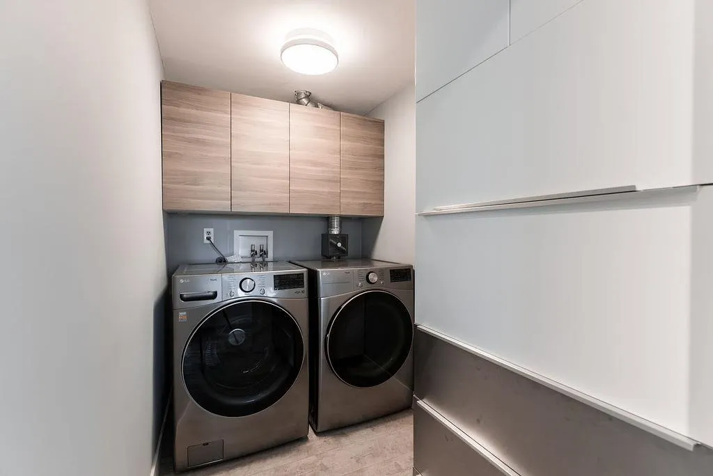 1575 Beach Avenue #1103