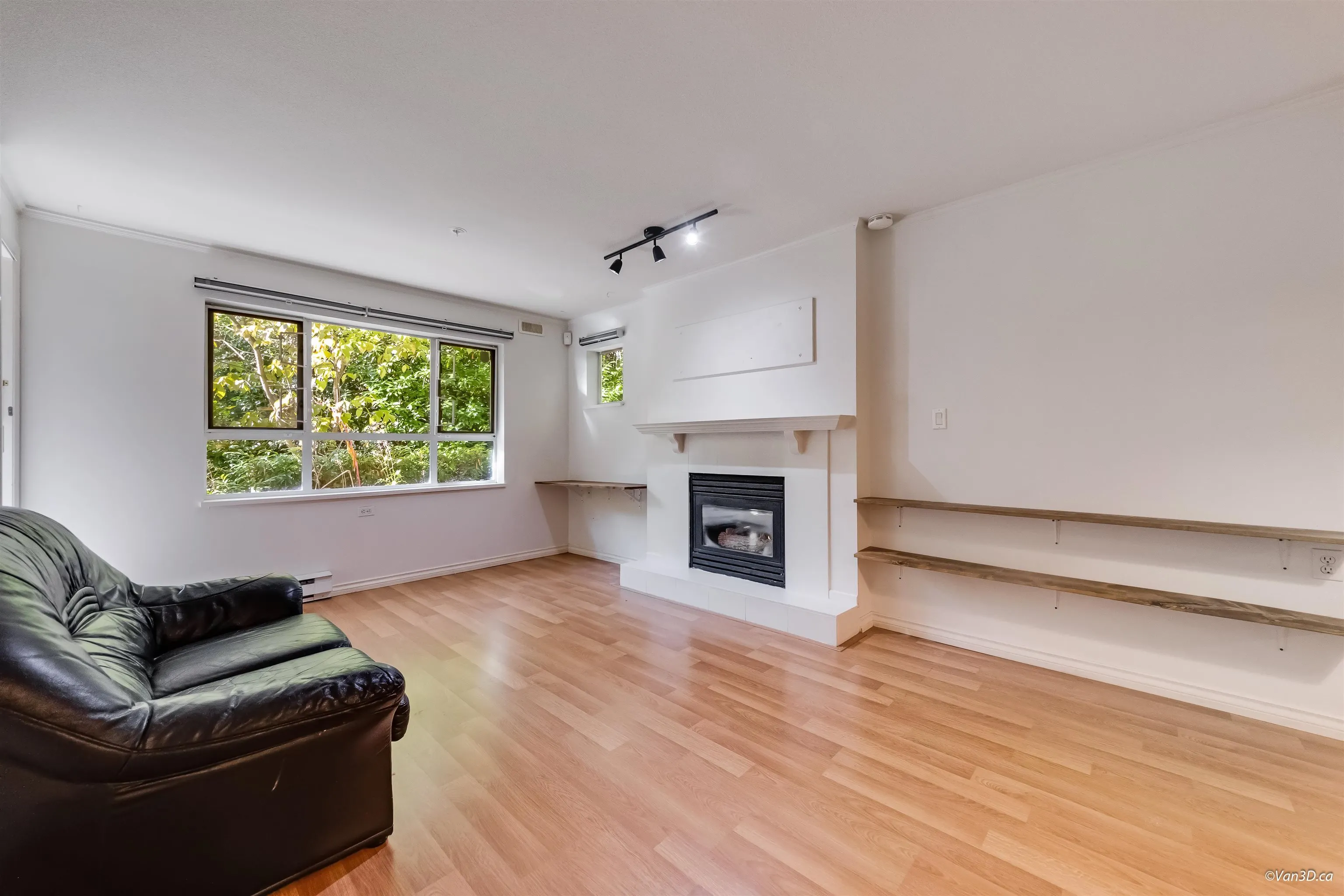 5577 Smith Avenue #105