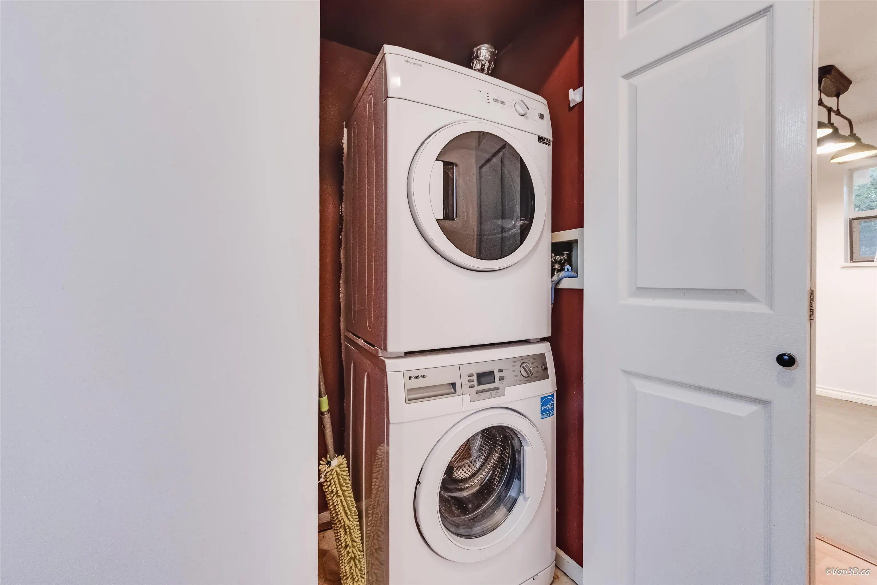 5577 Smith Avenue #105