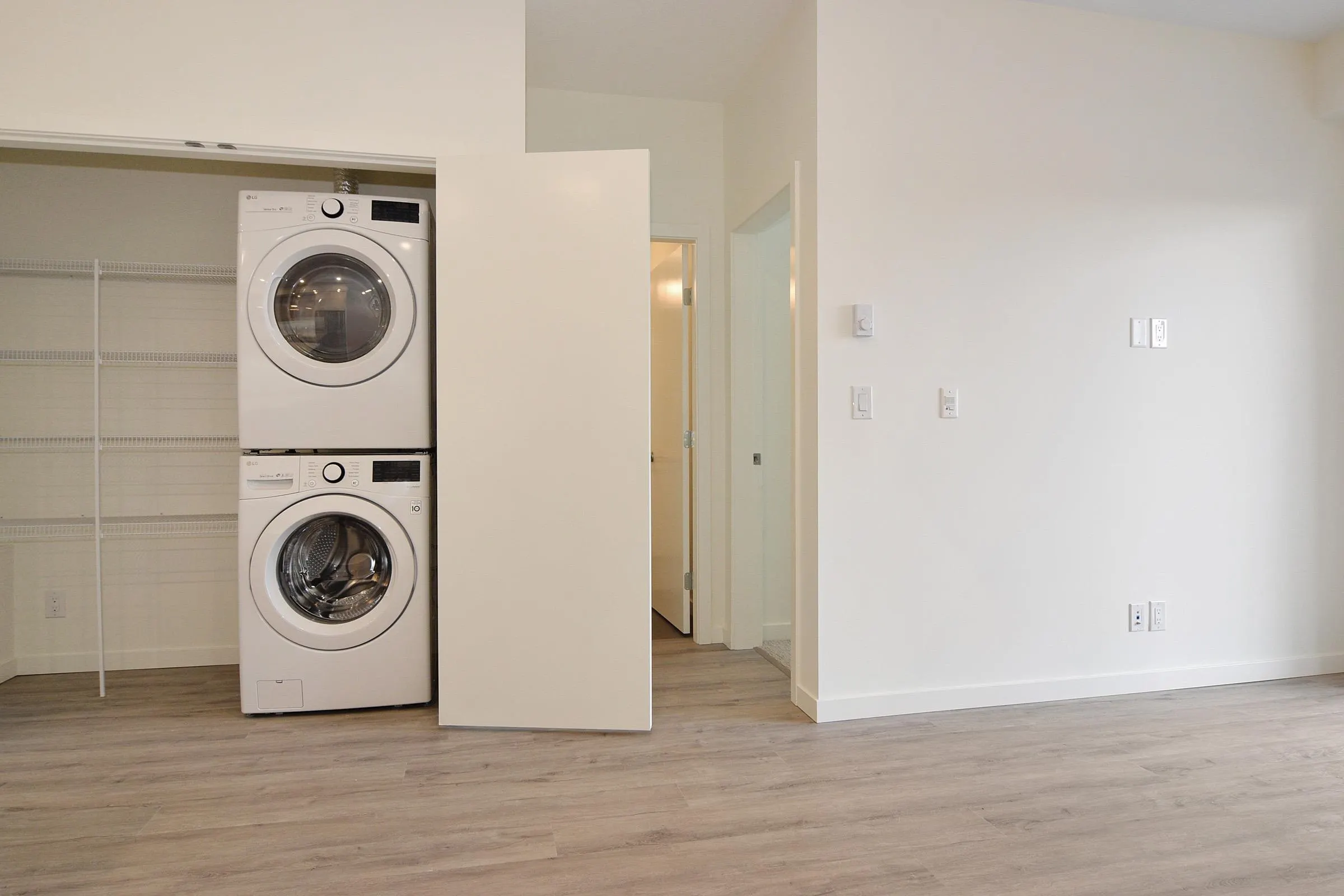 20087 68 Avenue #B408