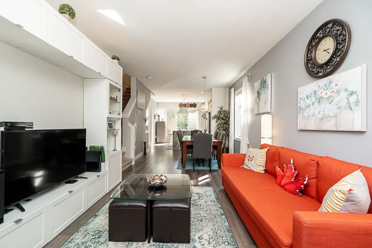 20852 77a Avenue #78