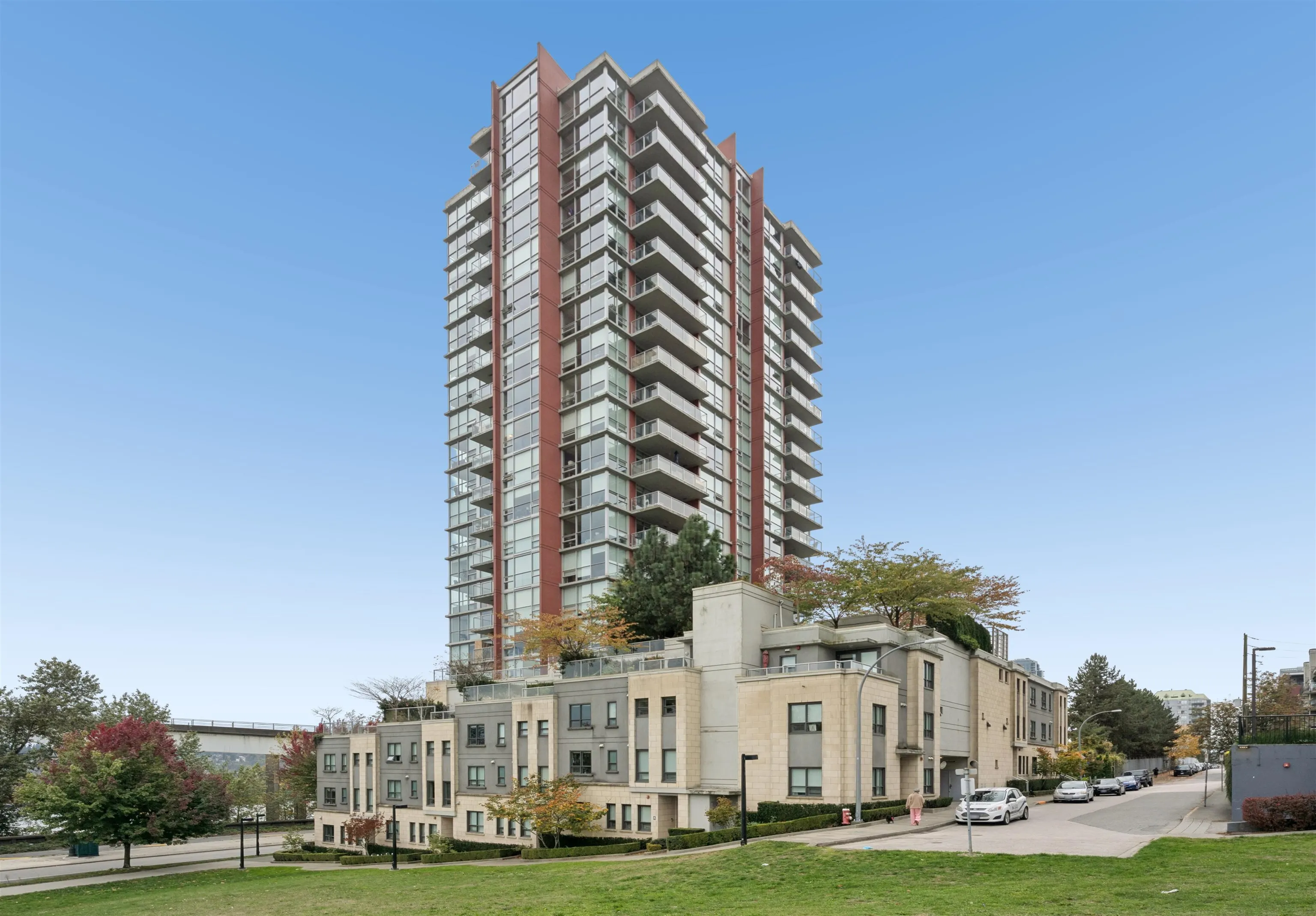 125 Columbia Street #704