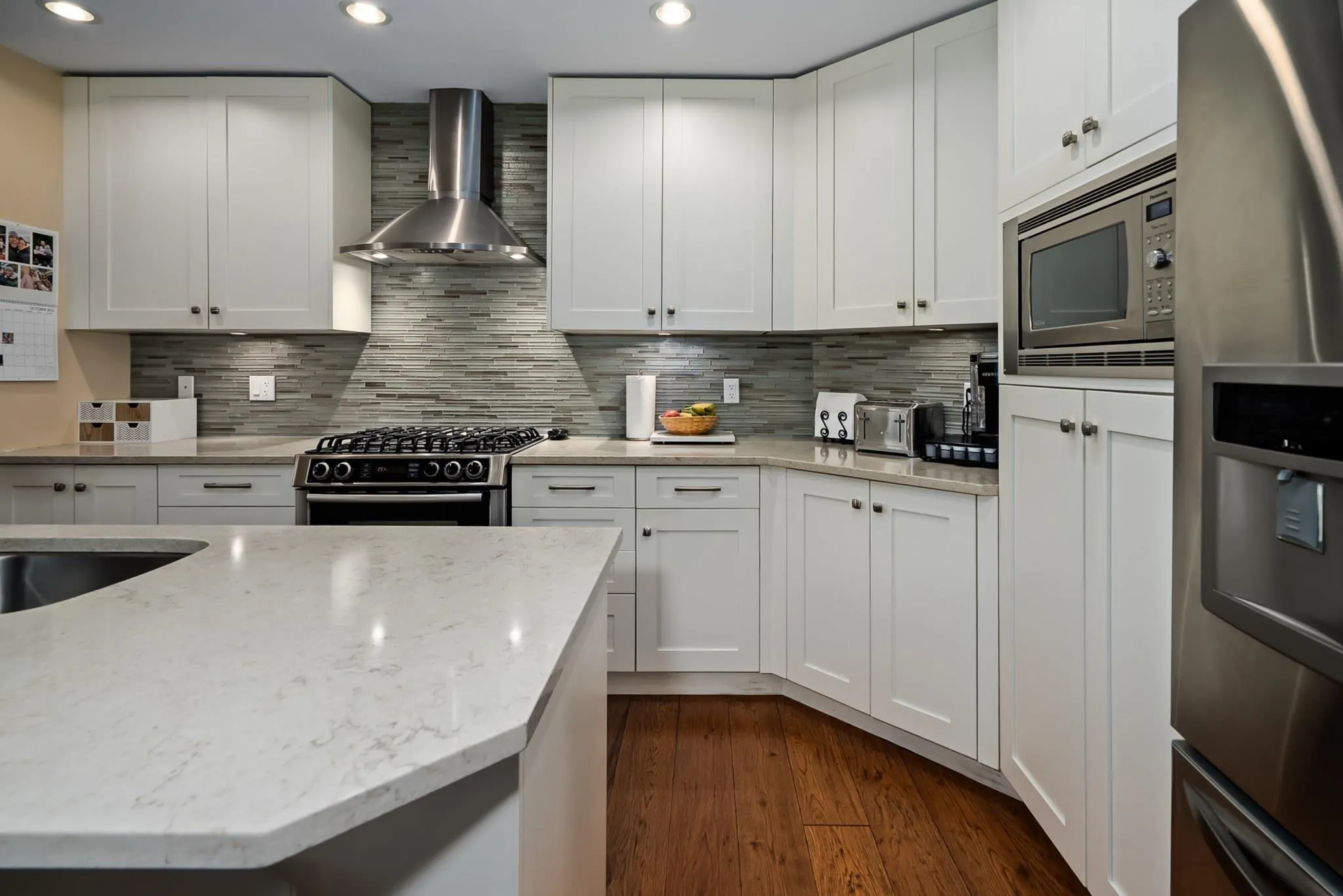16455 64 Avenue #101